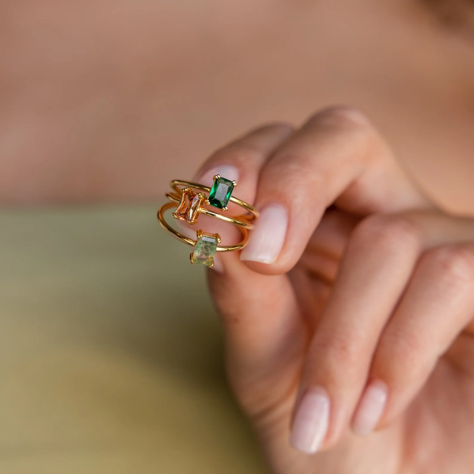 Agate Emerald Ring in Silver - Image 8