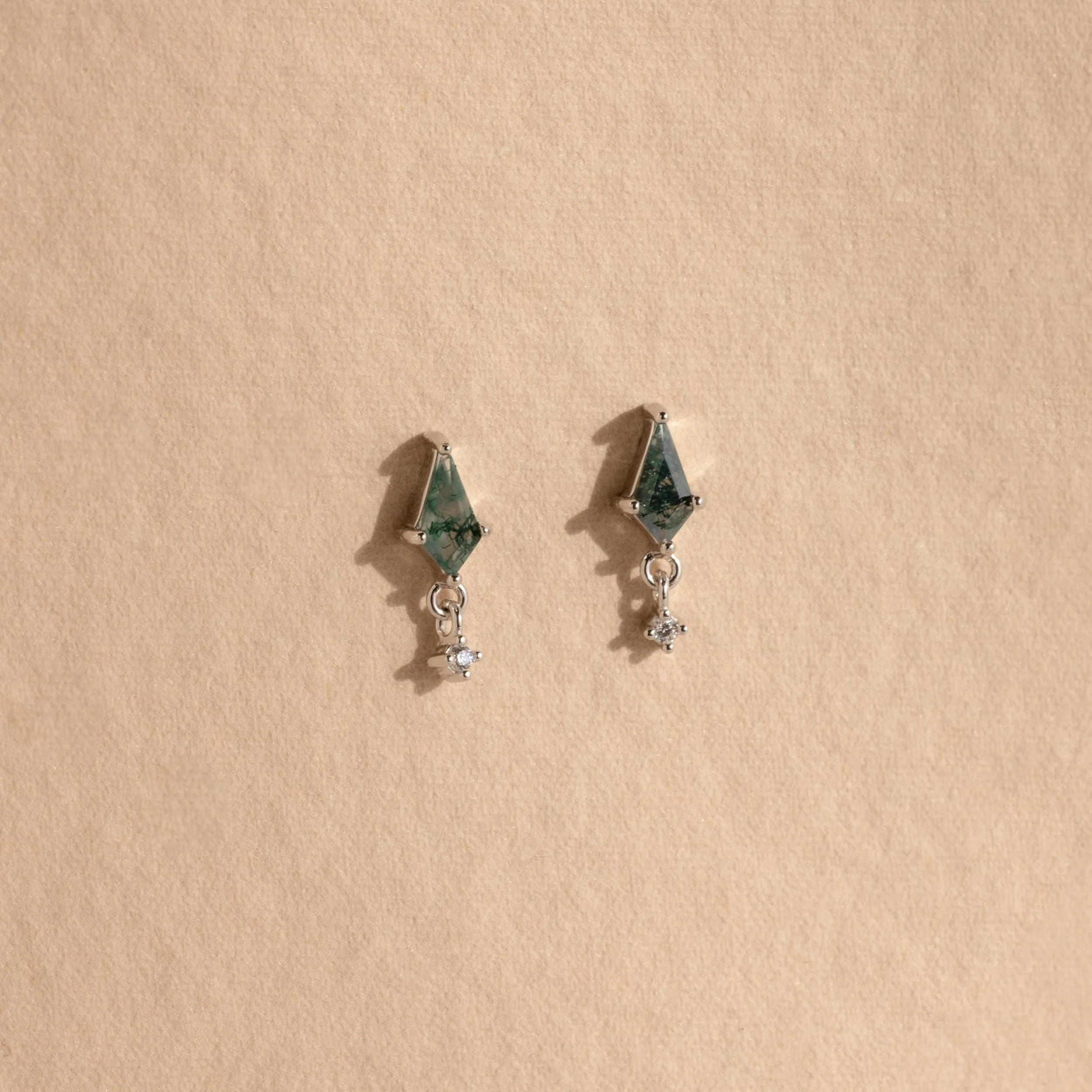 Agate Kite Drop Earrings - Image 8