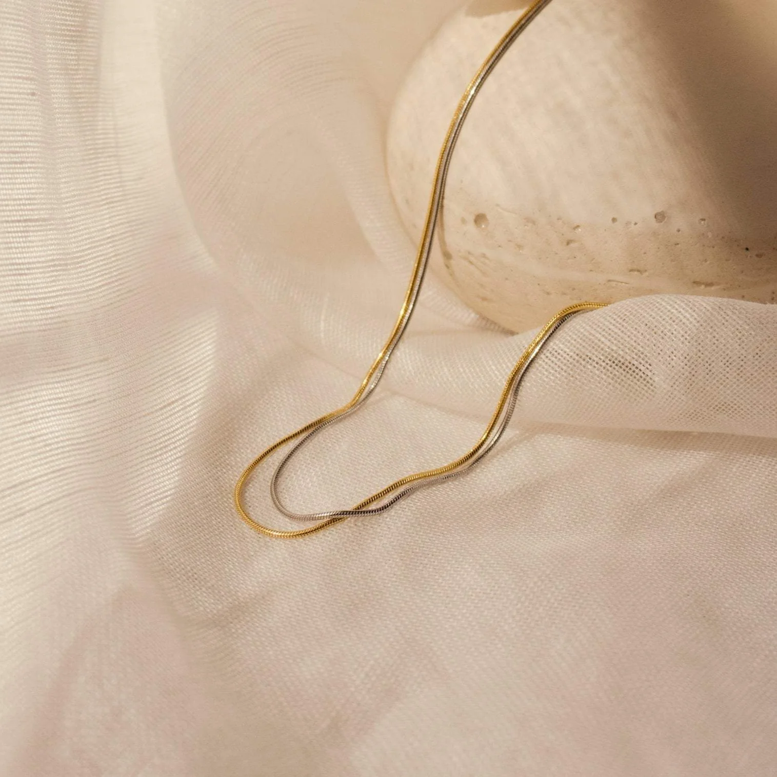 Alice Thin Snake Chain - Image 3