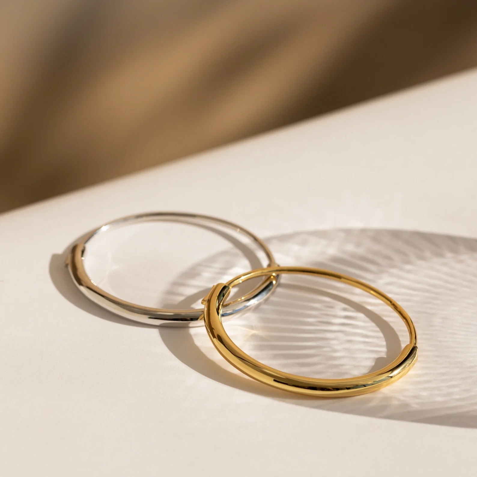 Aris Hinge Bangle - Image 5