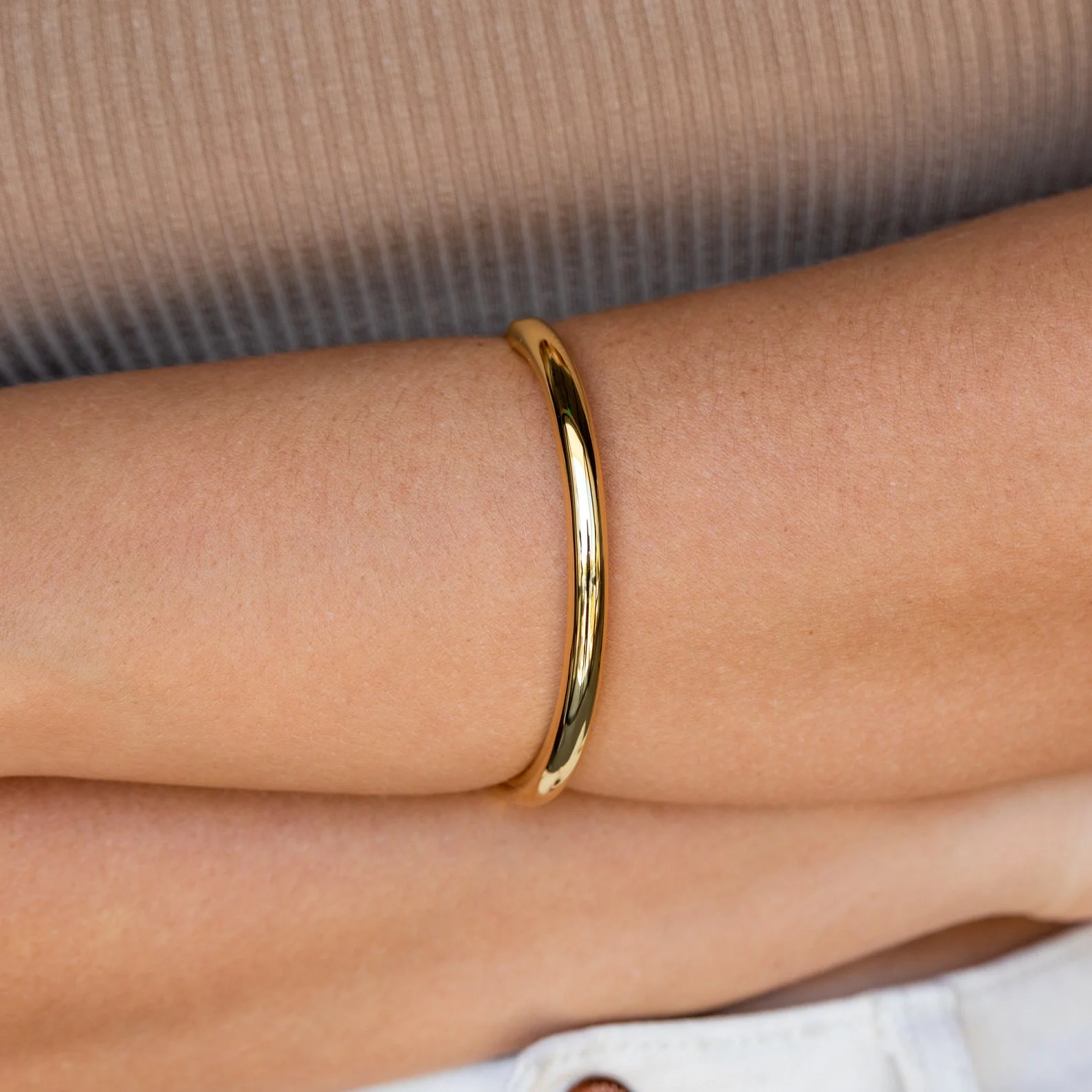 Aris Hinge Bangle - Image 6
