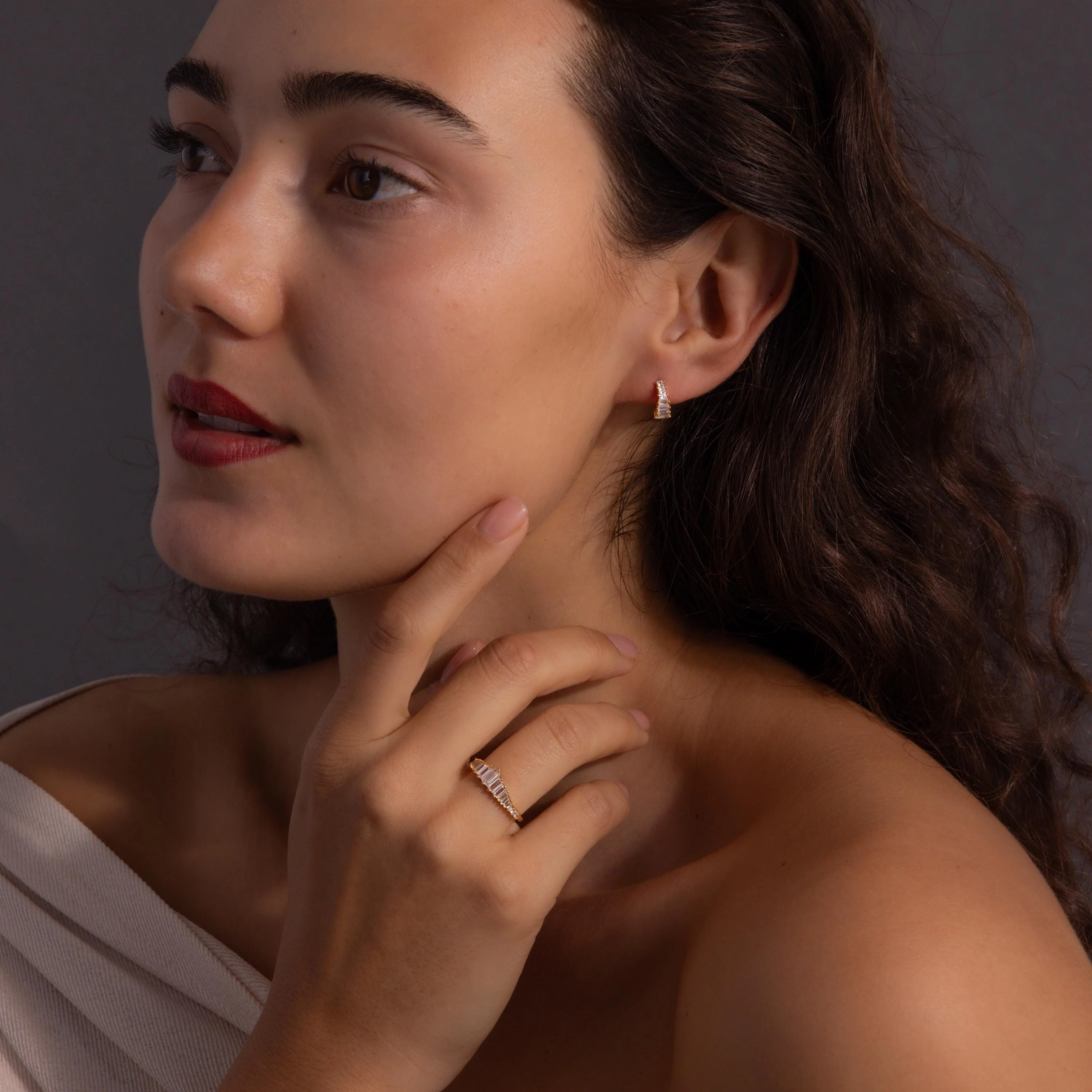 Art Deco Diamond Earrings & Ring Set in 18K Gold - Image 8