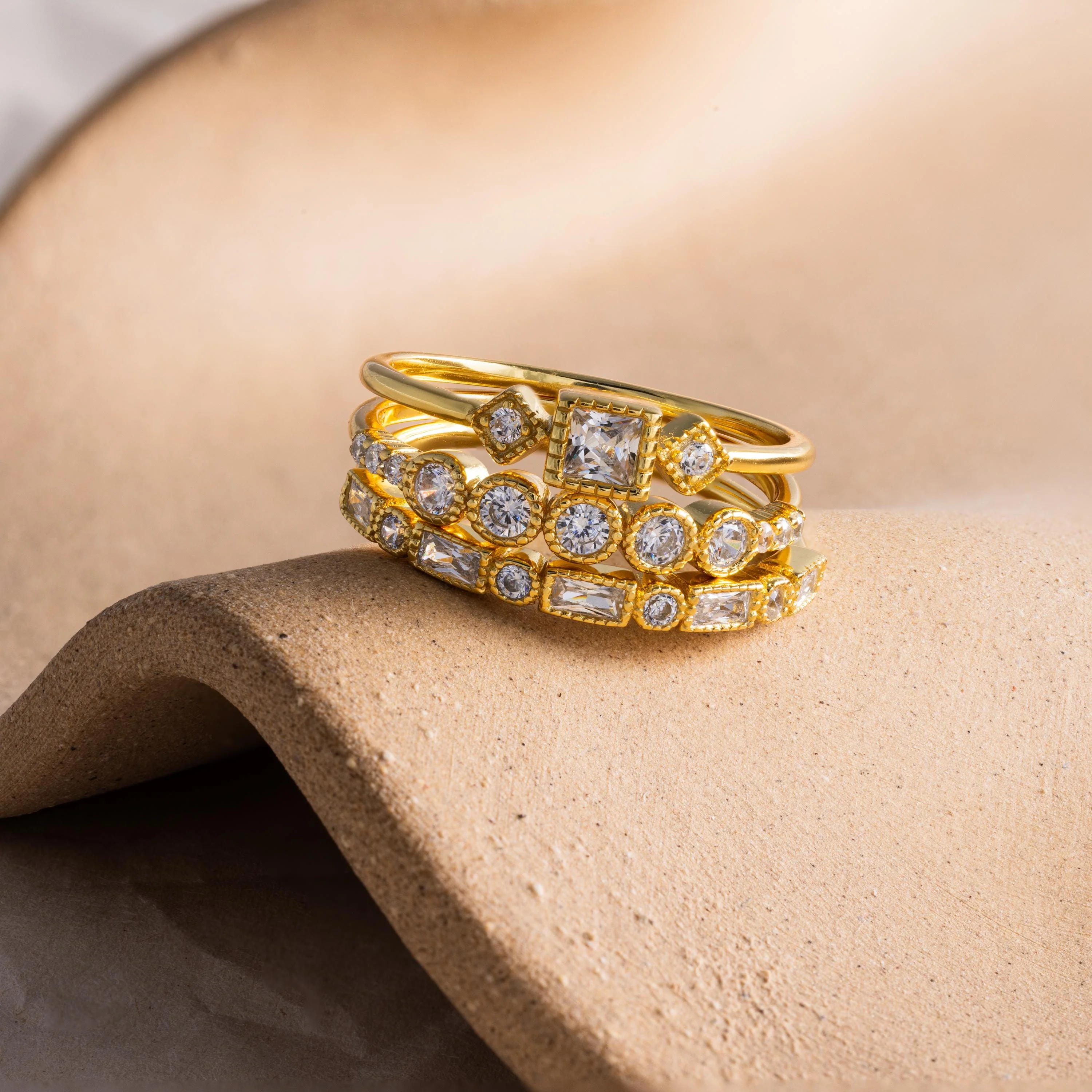Art Deco Diamond Ring Set in 18K Gold