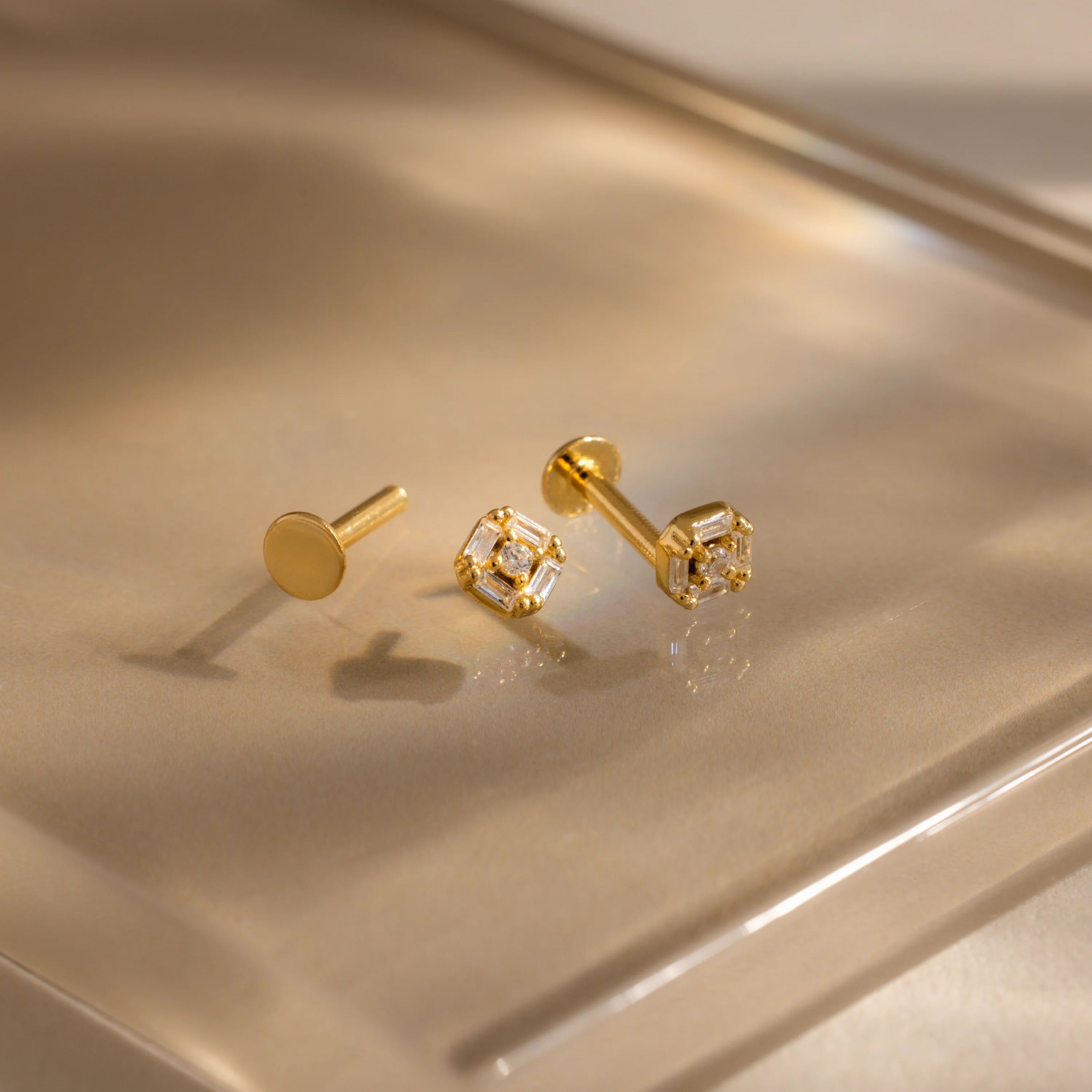 Art Deco Flatback Studs in 18K Gold - Image 5