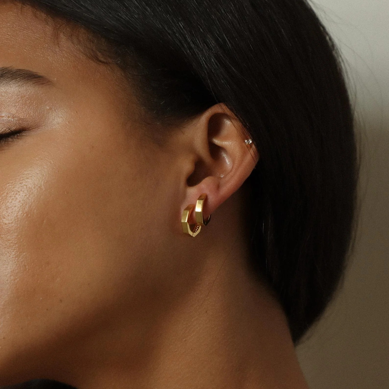 Audrey Huggies in 18K Gold - Image 4