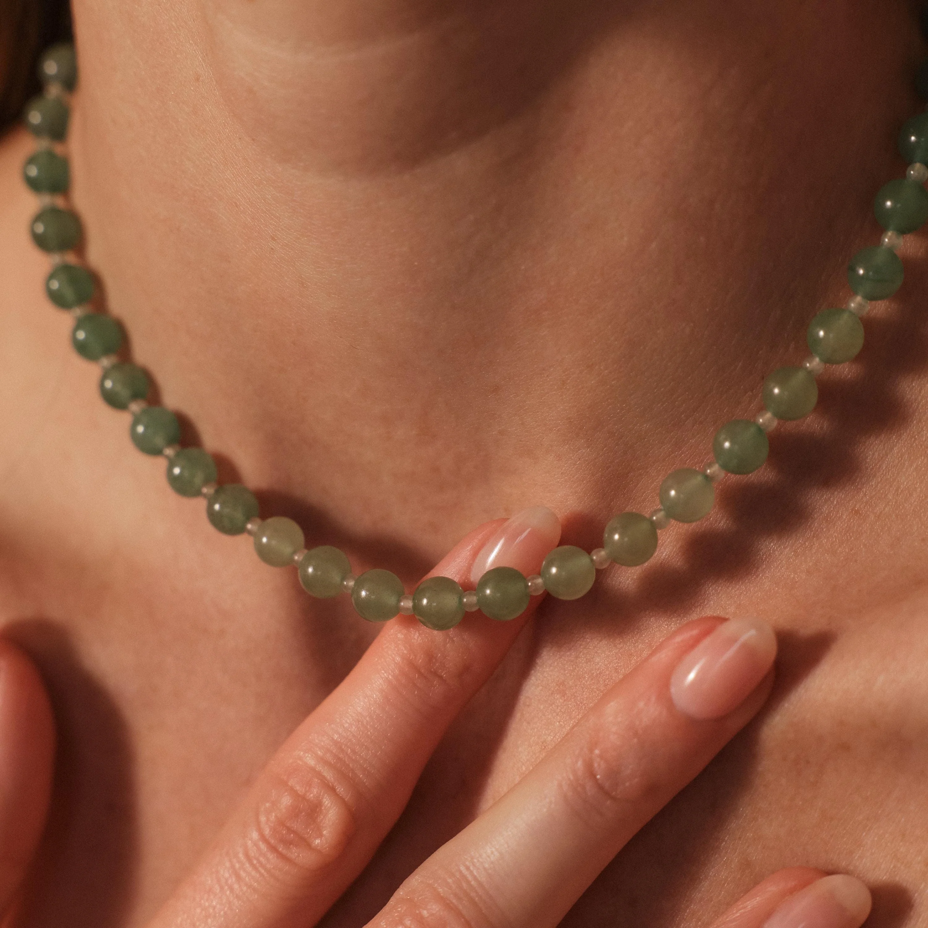 Aventurine Choker Necklace in Silver - Image 6