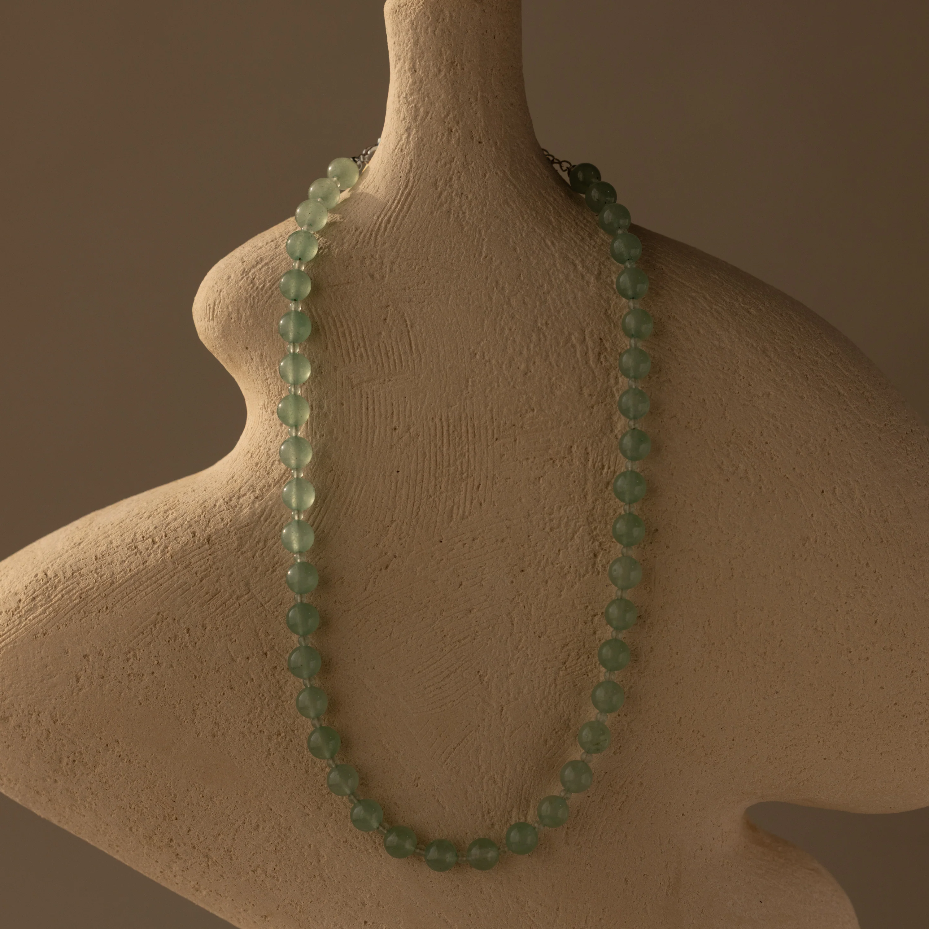 Aventurine Choker Necklace in Silver - Image 7