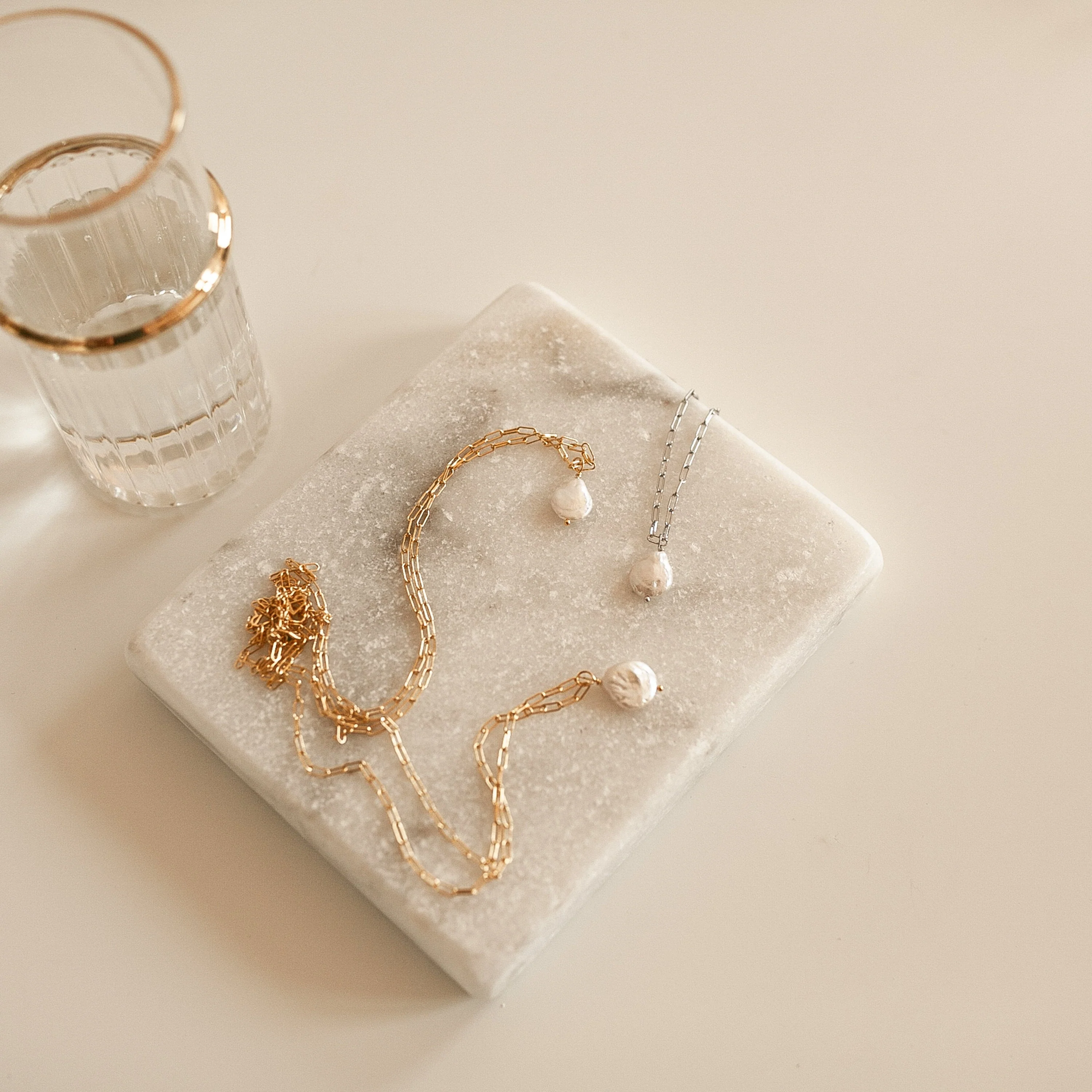 Baroque Pearl Necklace in 18K Gold - Image 3