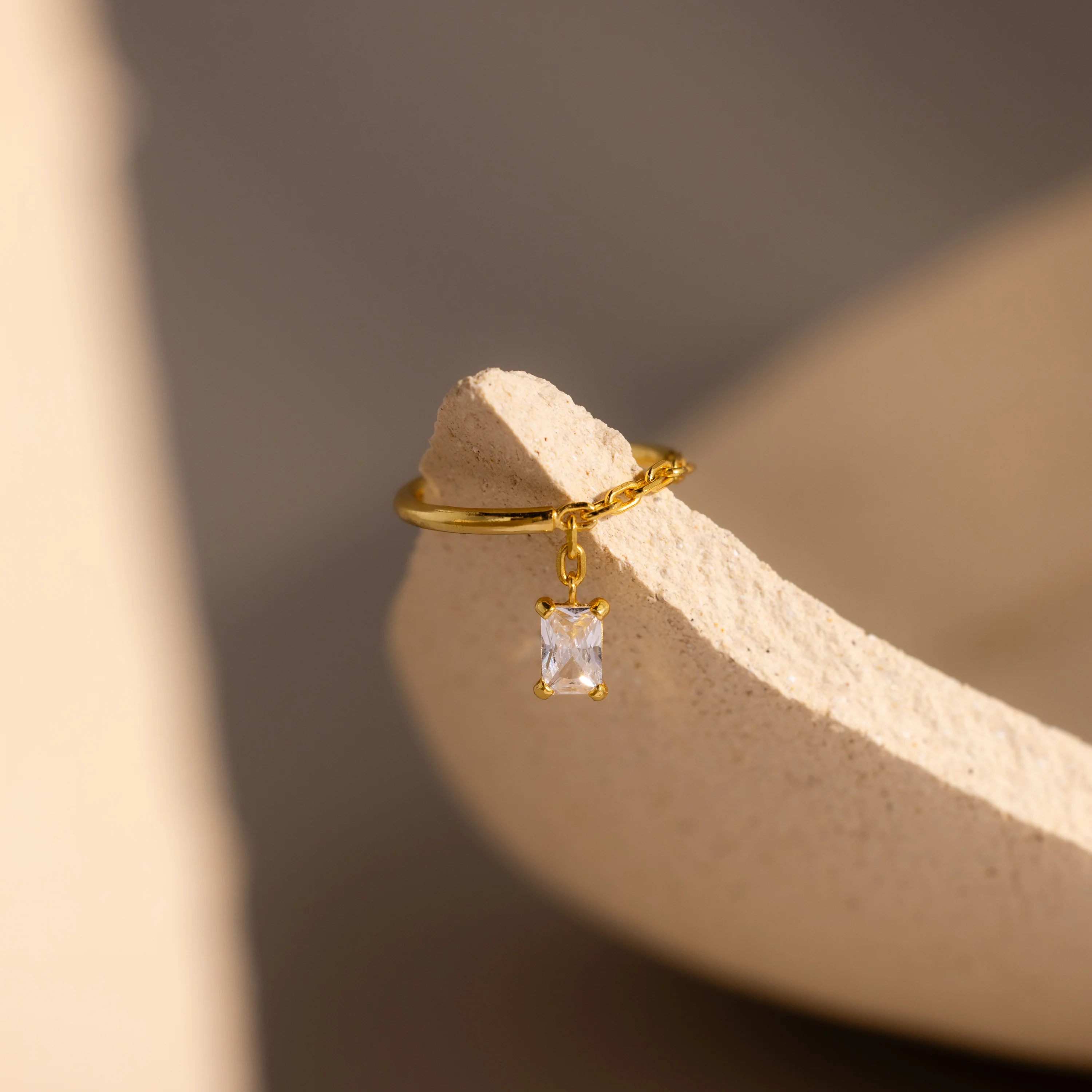 Diamond Drop Chain Ring