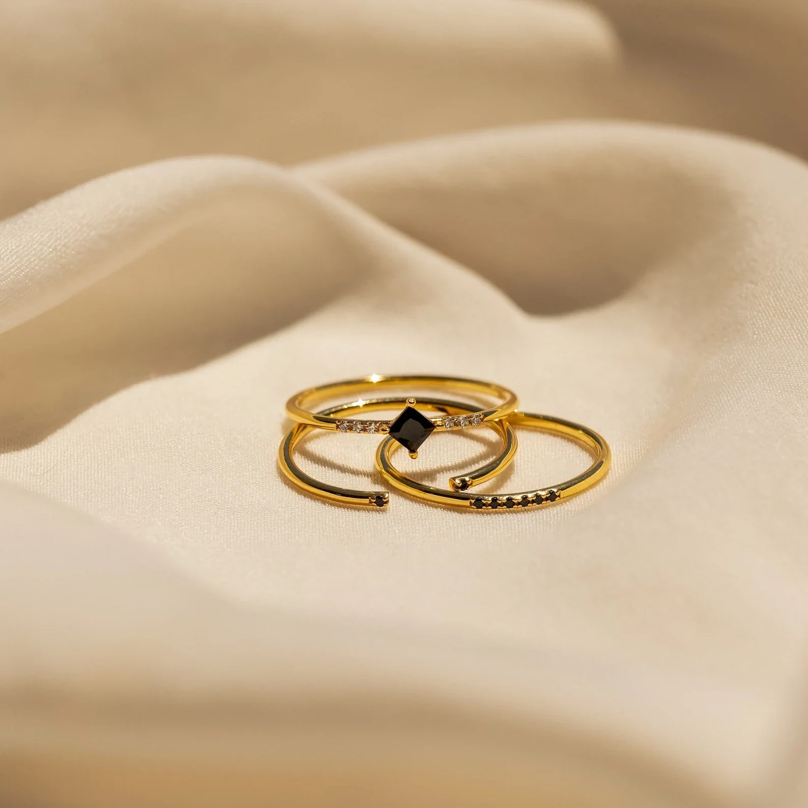 Black Diamond Rings Set - Image 2