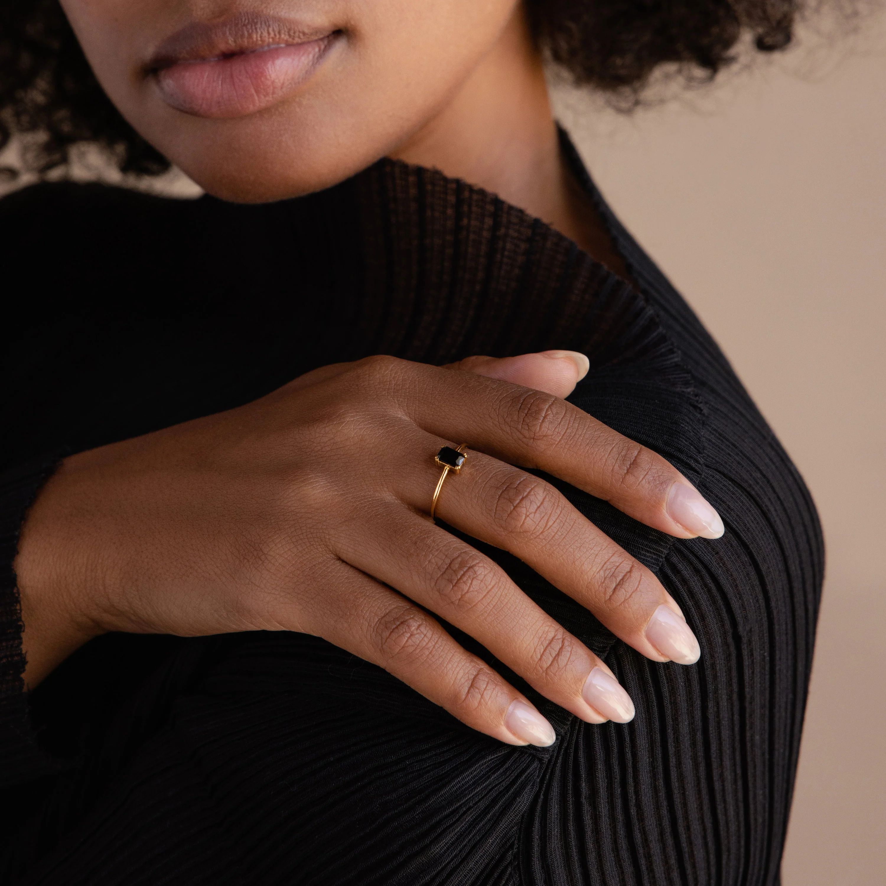 Black Emerald Ring in Silver - Image 4