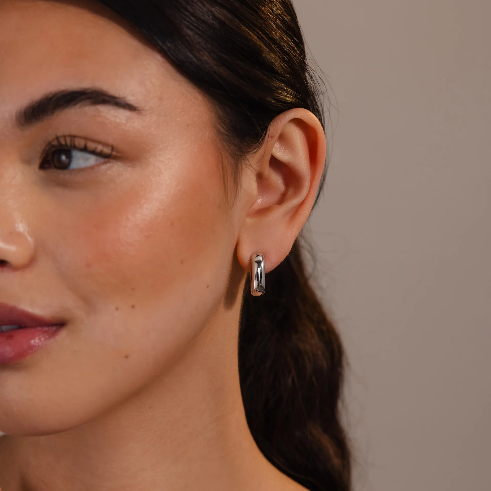 Bold Link Hoops in Silver - Image 6
