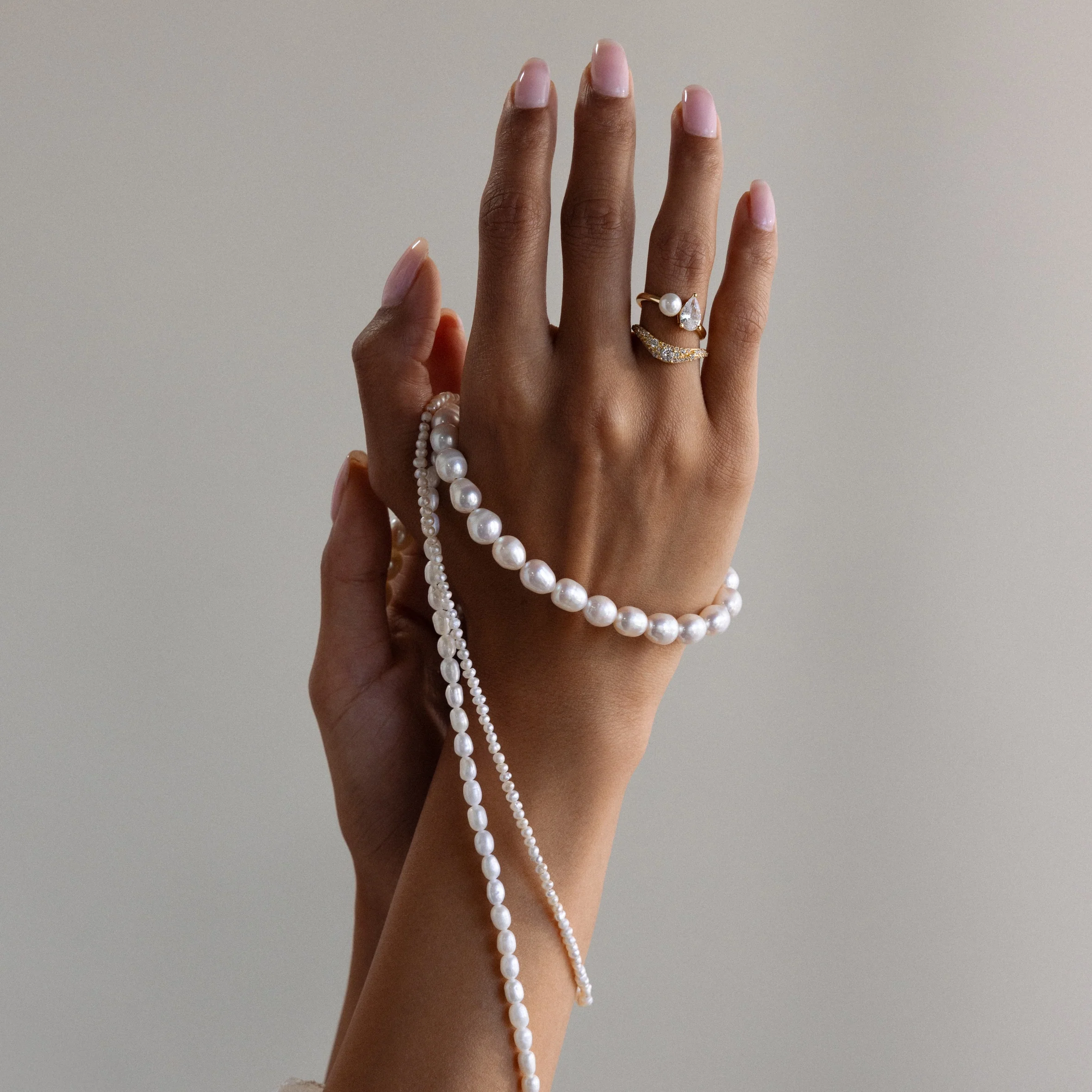 Bold Pearl Necklace - Image 6