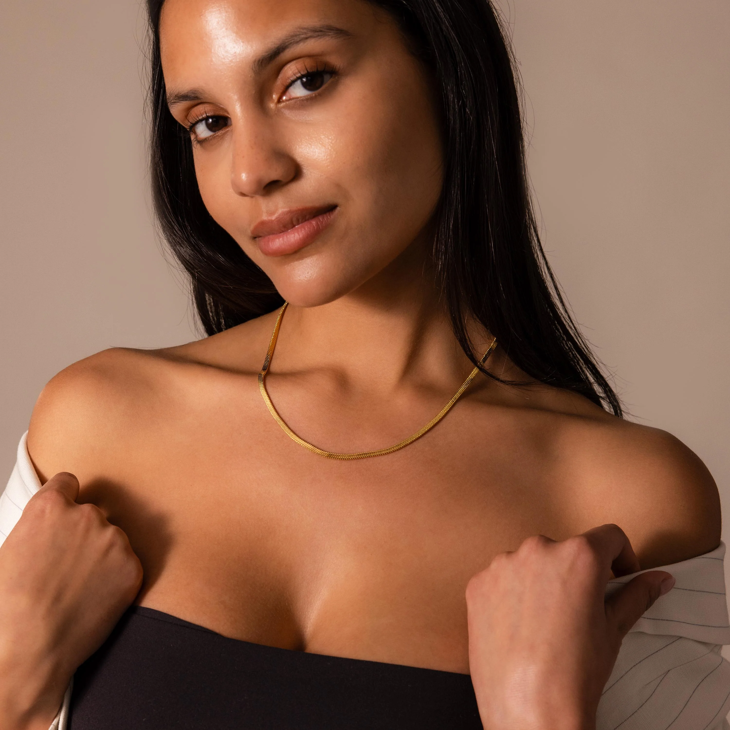 Bold Snake Chain Necklace in 18K Gold - Image 6