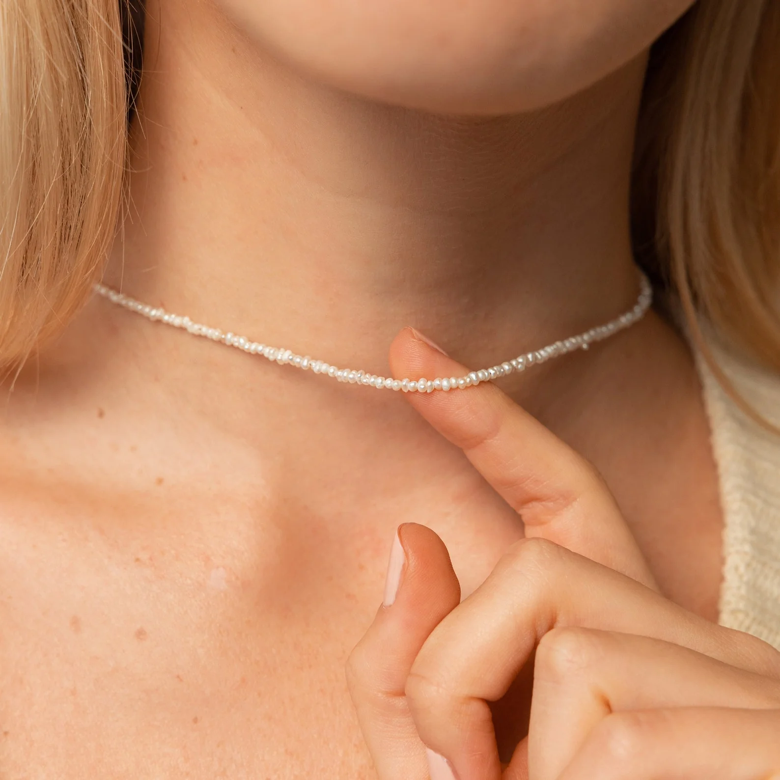 Brinley Pearl Choker in 18K Gold - Image 5
