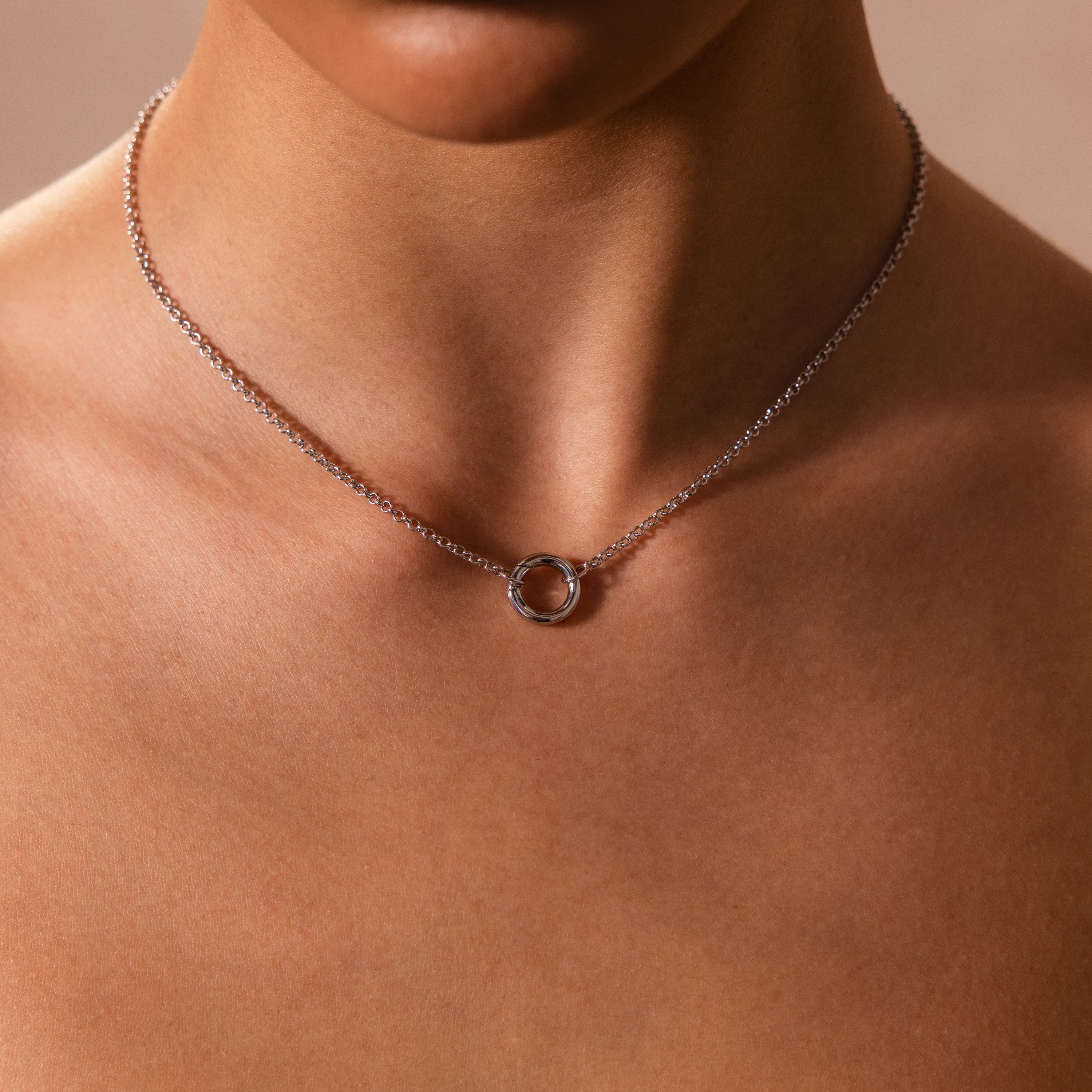 Cable Circle Charm Necklace in Silver - Image 2