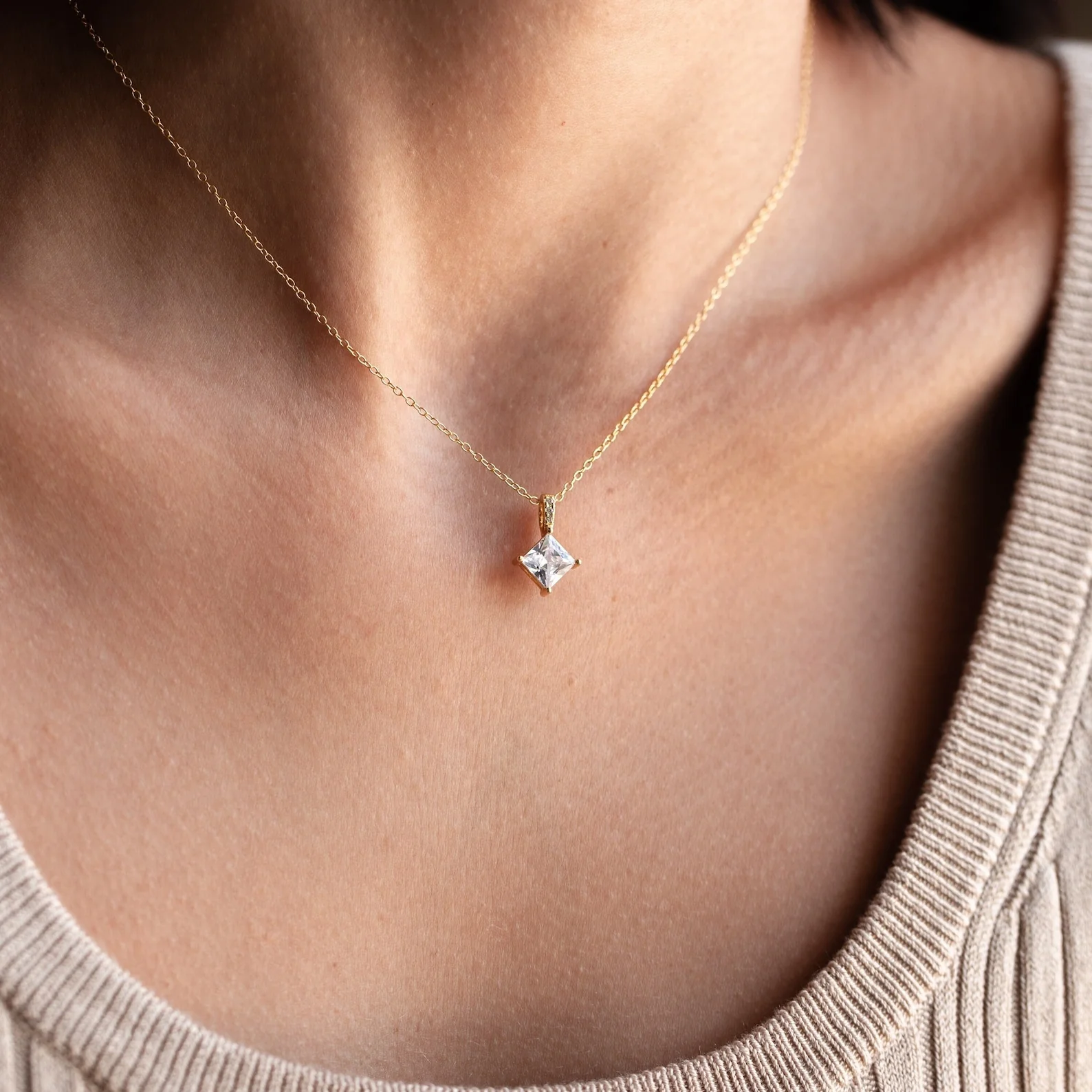 Carina Diamond Necklace - Image 2