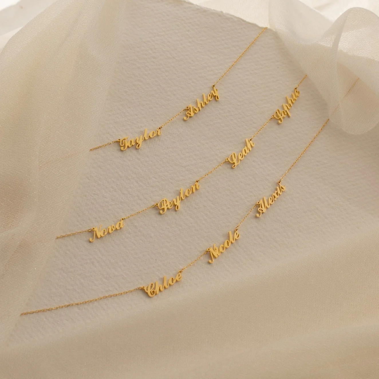 Carrie Multiple Name Necklace