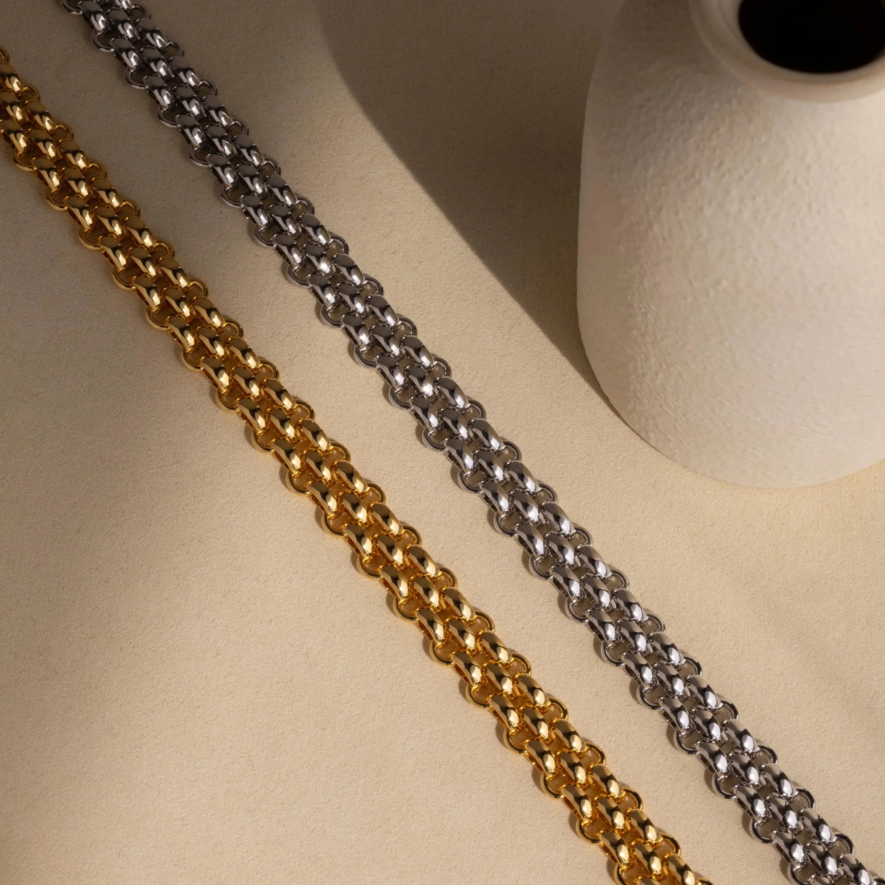Chunky Link Mesh Necklace - Image 7