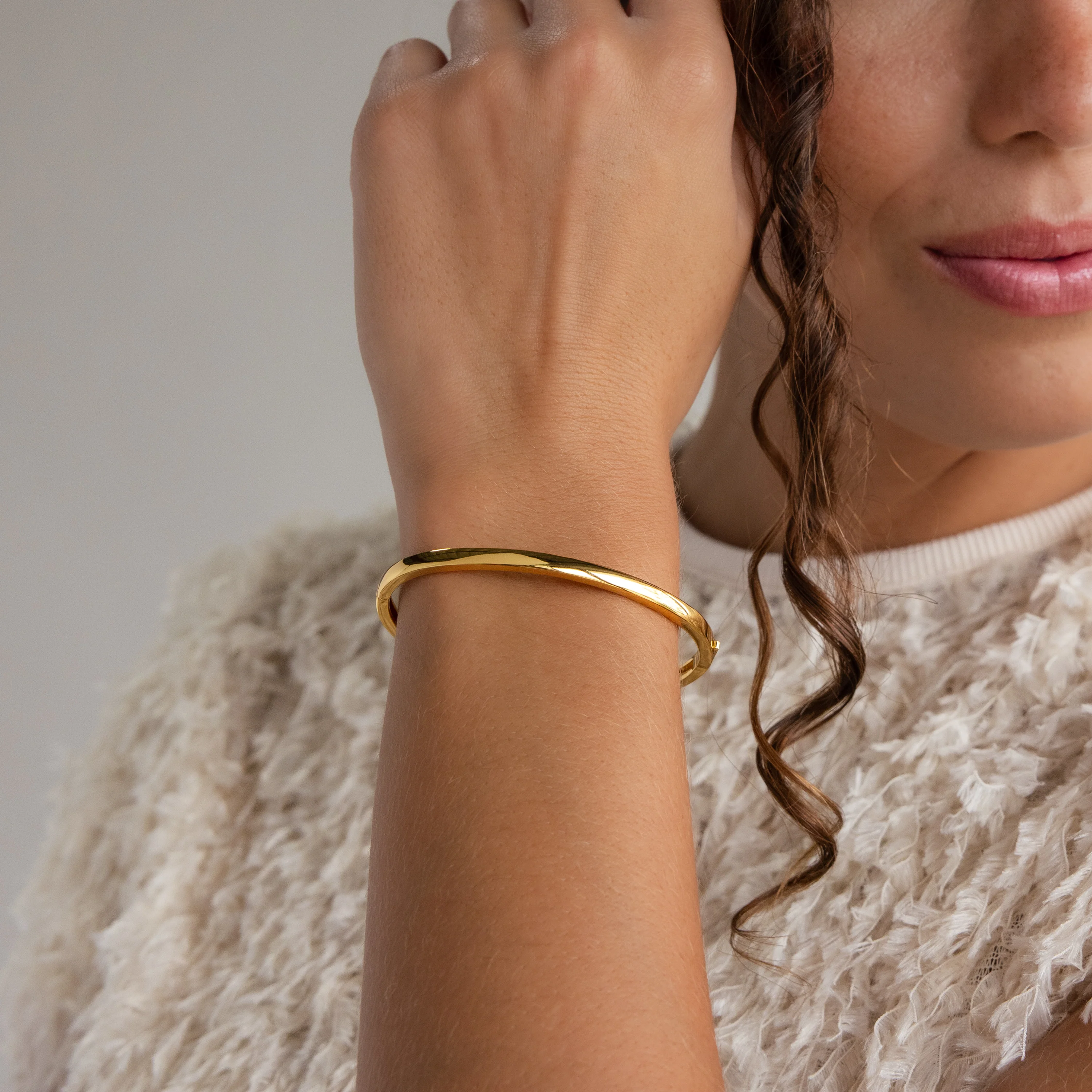 Classic Bangle in 18K Gold - Image 4
