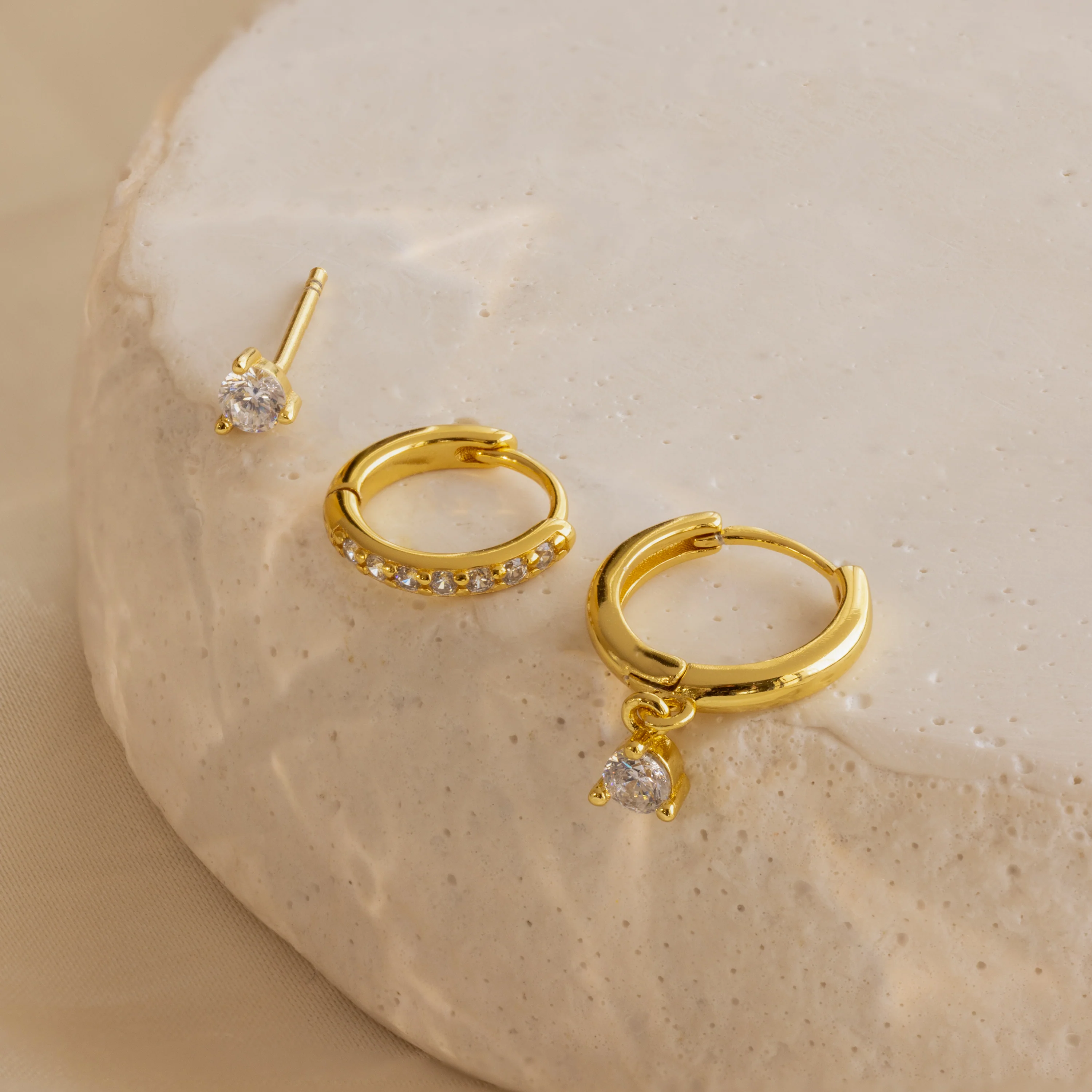 Classic Diamond Earrings Set in 18K Gold - Image 2