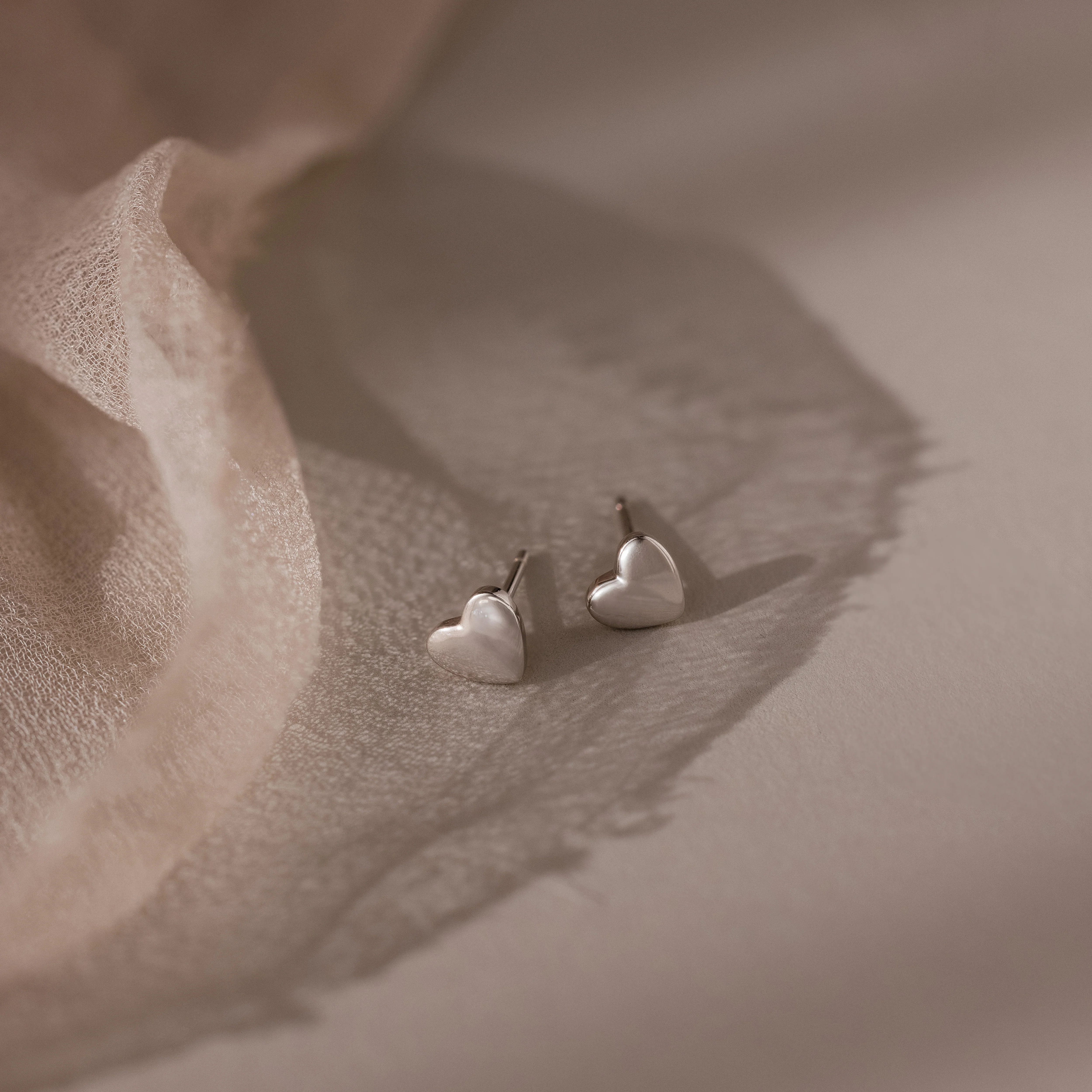 Classic Heart Studs in Silver - Image 3