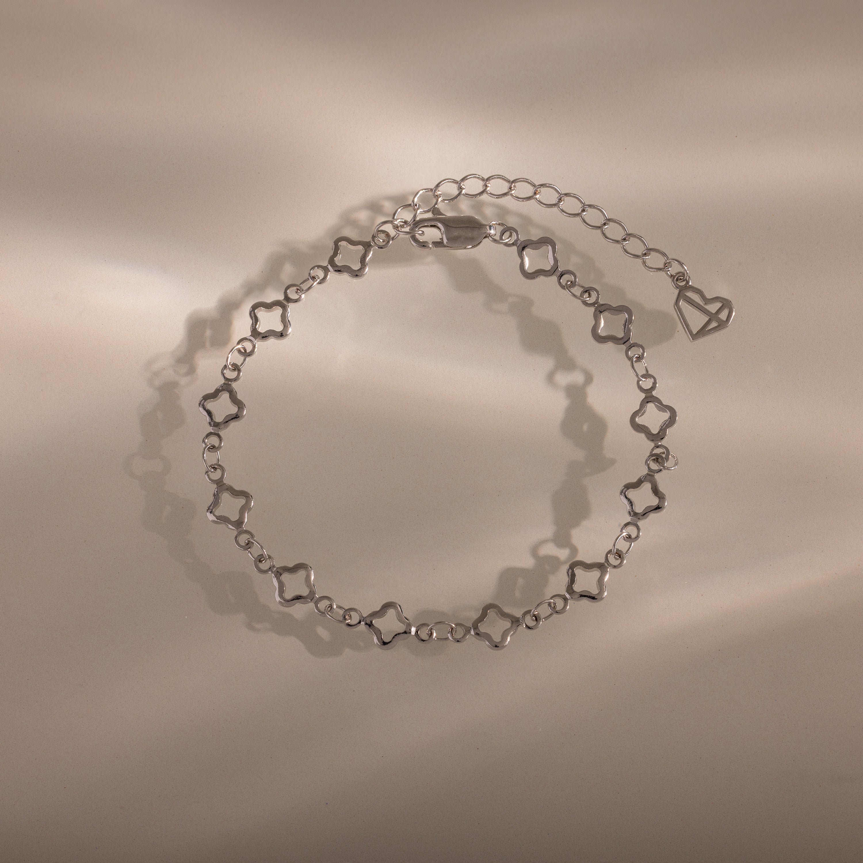 Clover Station Bracelet - Image 2