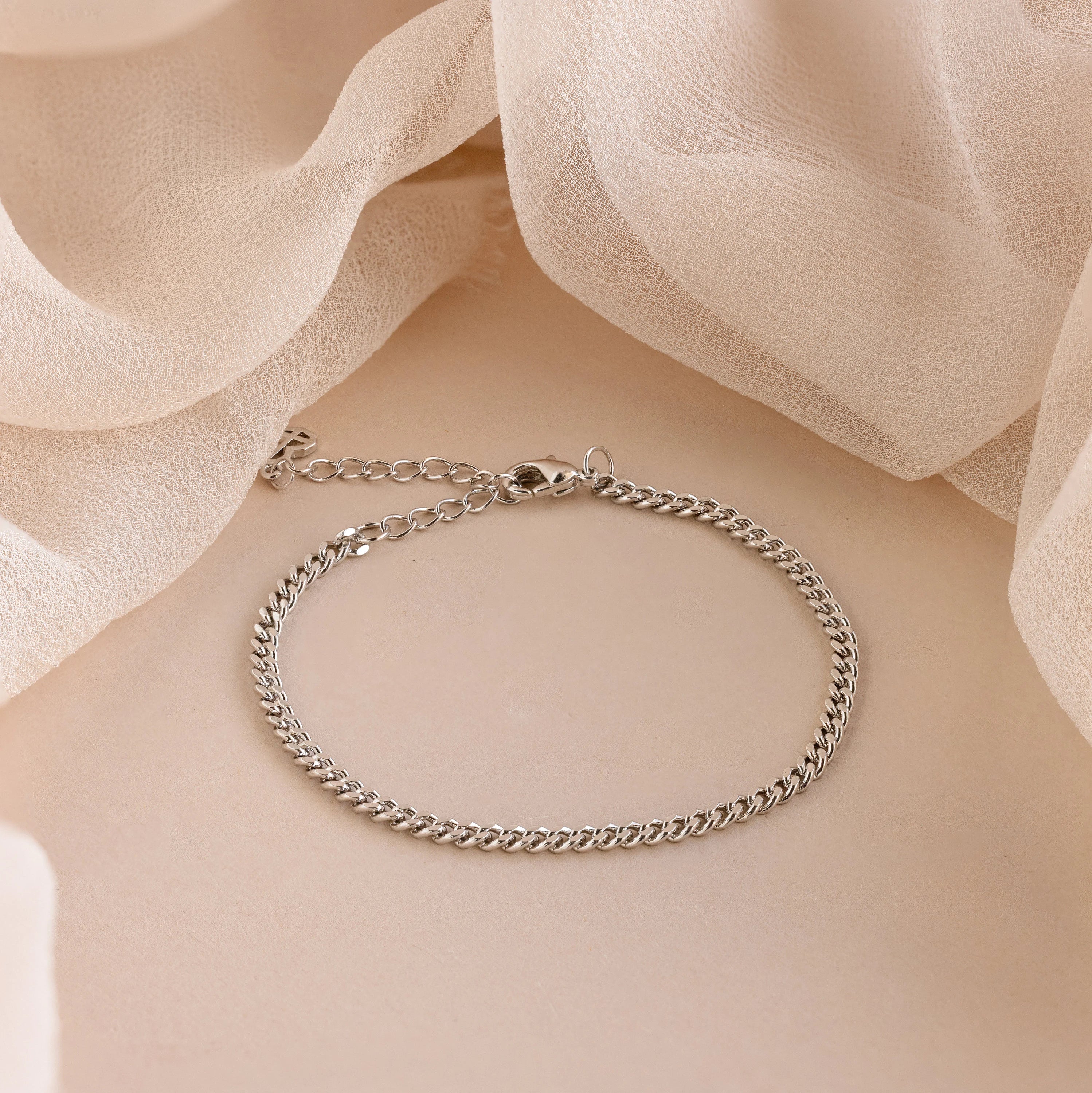 Curb Chain Bracelet - Image 5