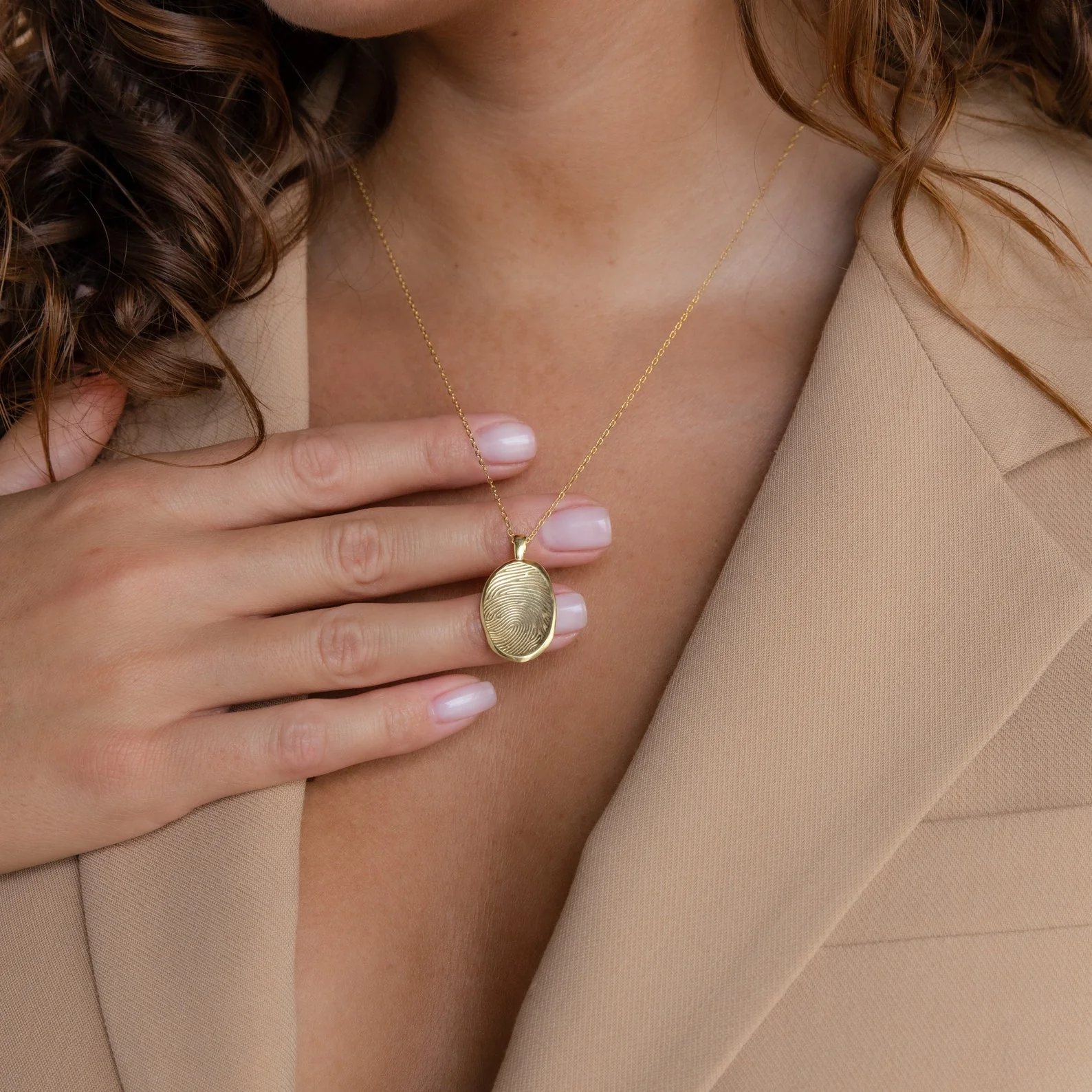 Custom Fingerprint Necklace in 18K Gold - Image 2