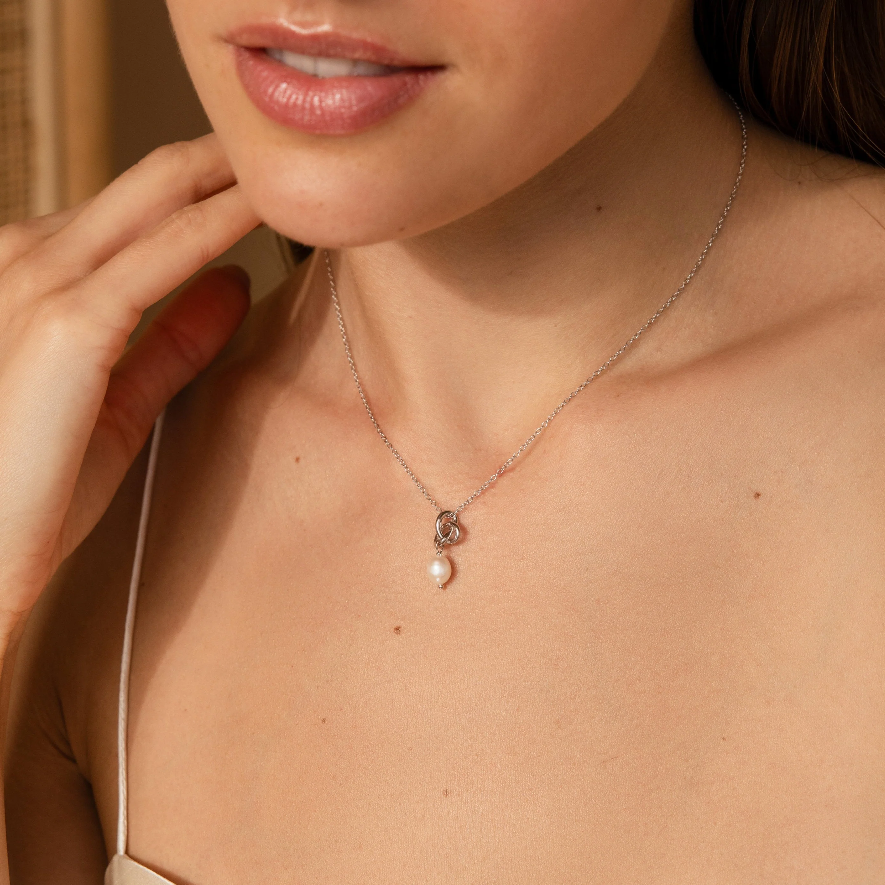 Dainty Knot Pearl Necklace - Image 4
