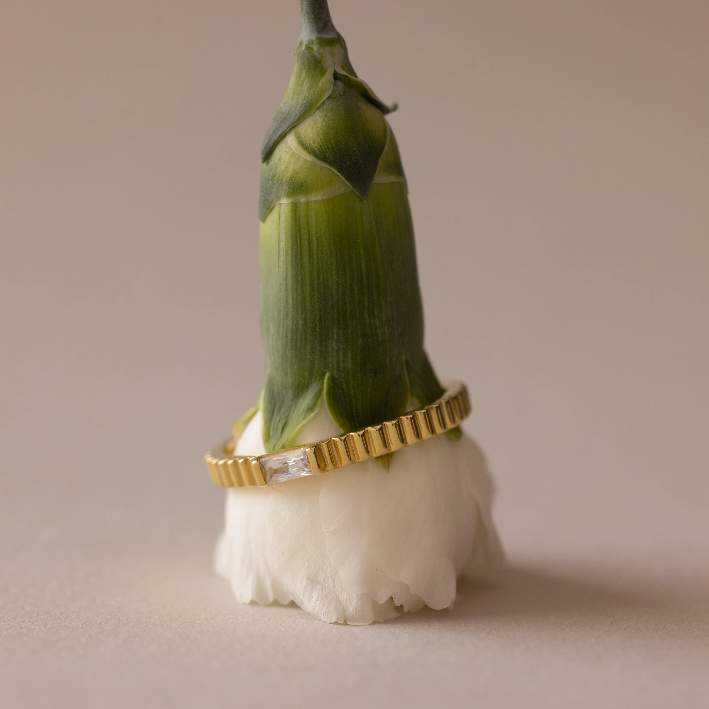 Dainty Ribbed Topaz Ring - Image 5