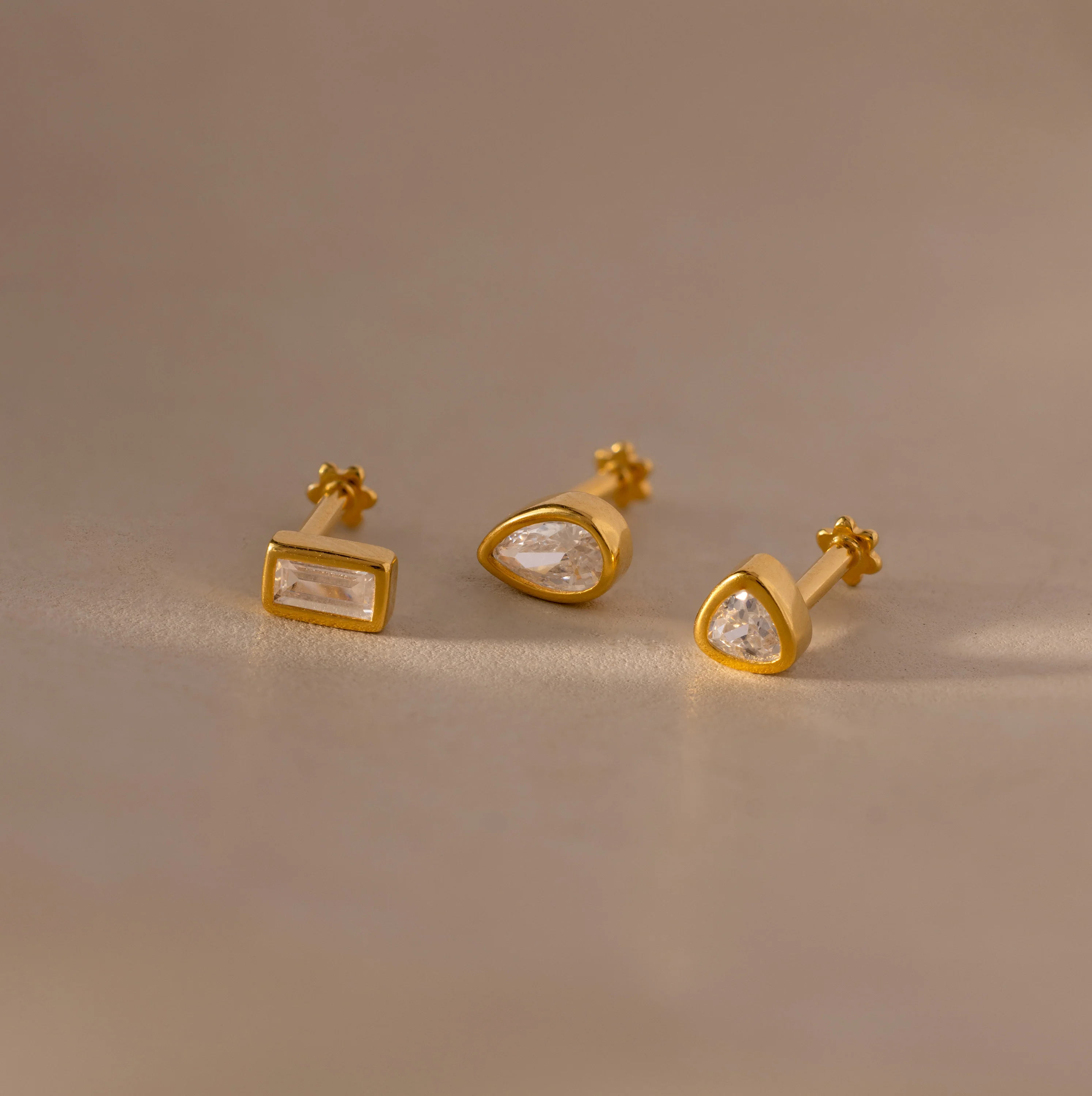 Diamond Bezel Flatback Studs Set in 18K Gold - Image 5