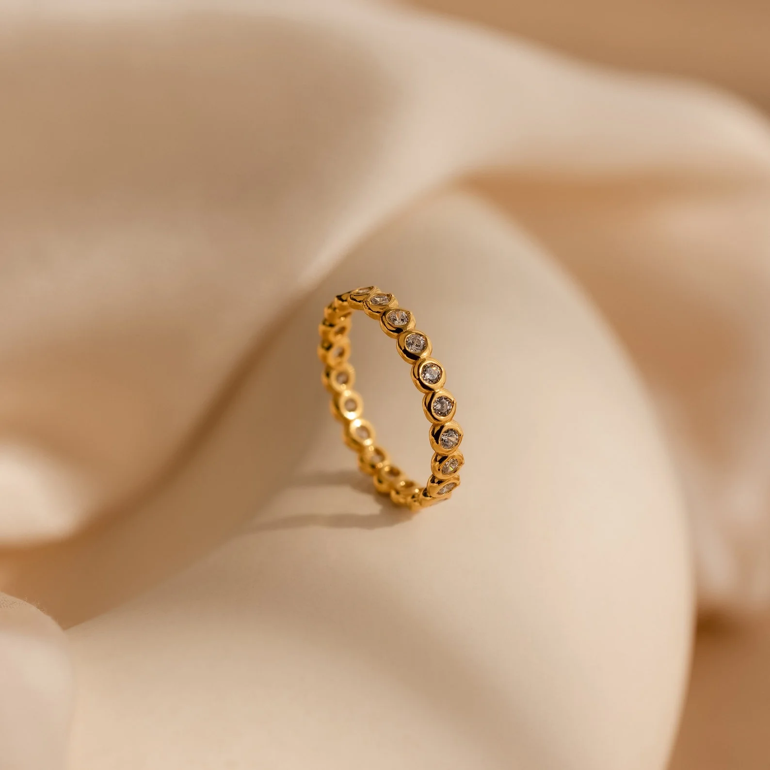Diamond Bezel Tennis Ring - Image 3