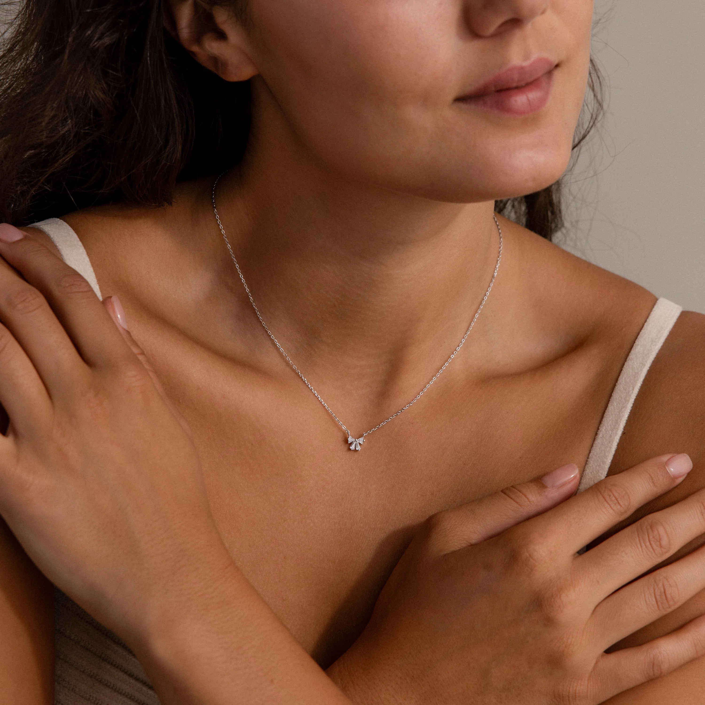 Diamond Bow Necklace in Silver - Image 4