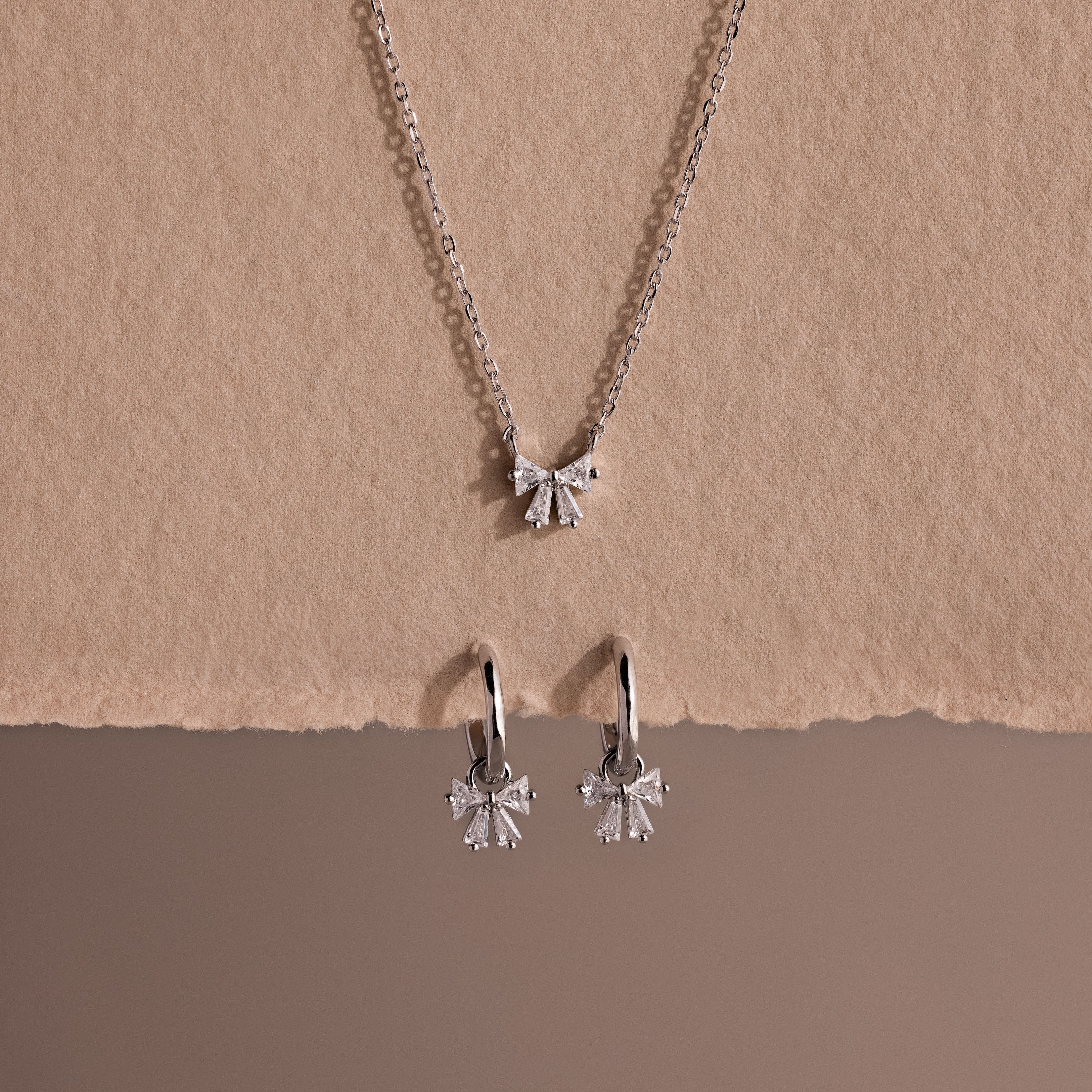 Diamond Bow Necklace & Earrings Set in Silver - Image 7