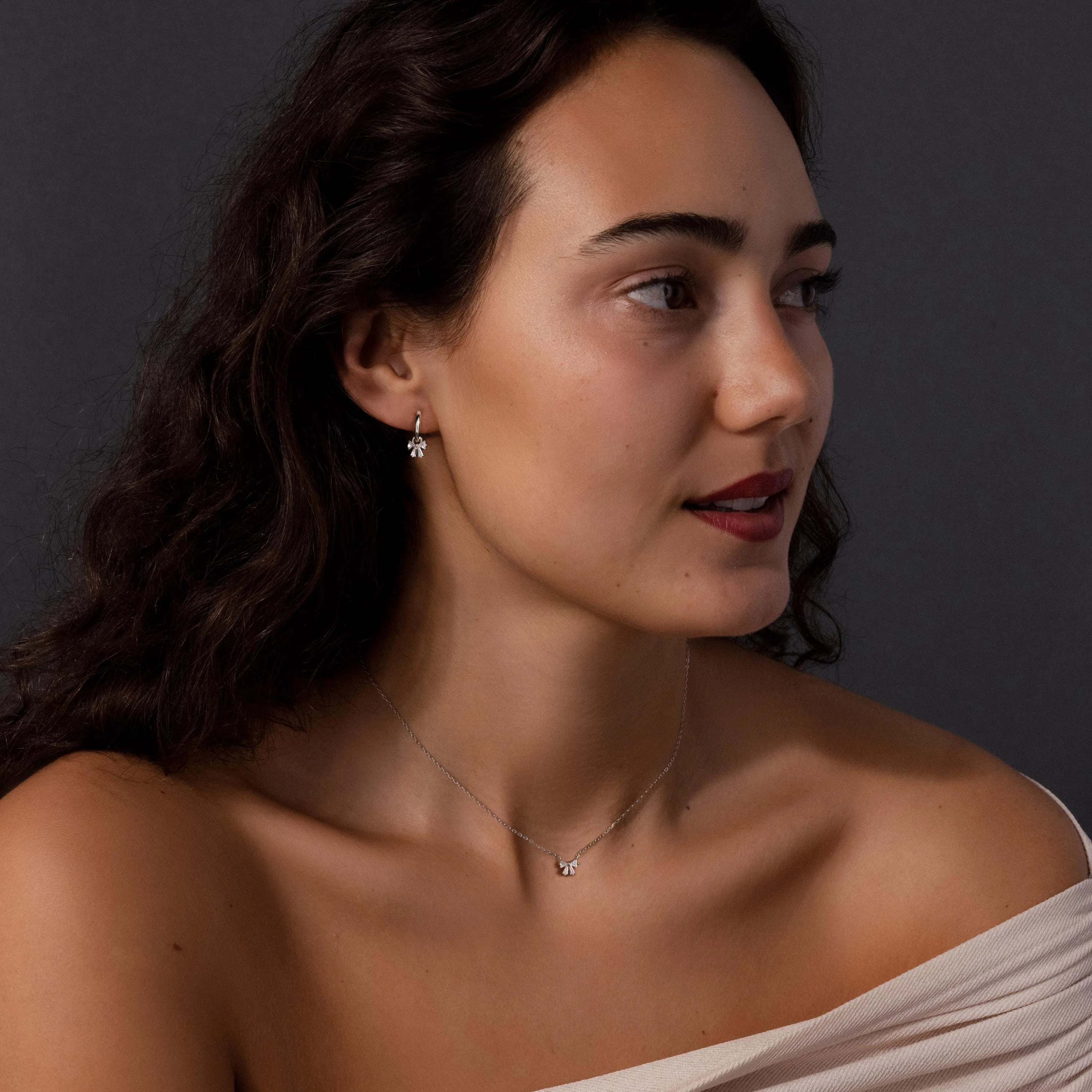 Diamond Bow Necklace & Earrings Set in Silver - Image 8