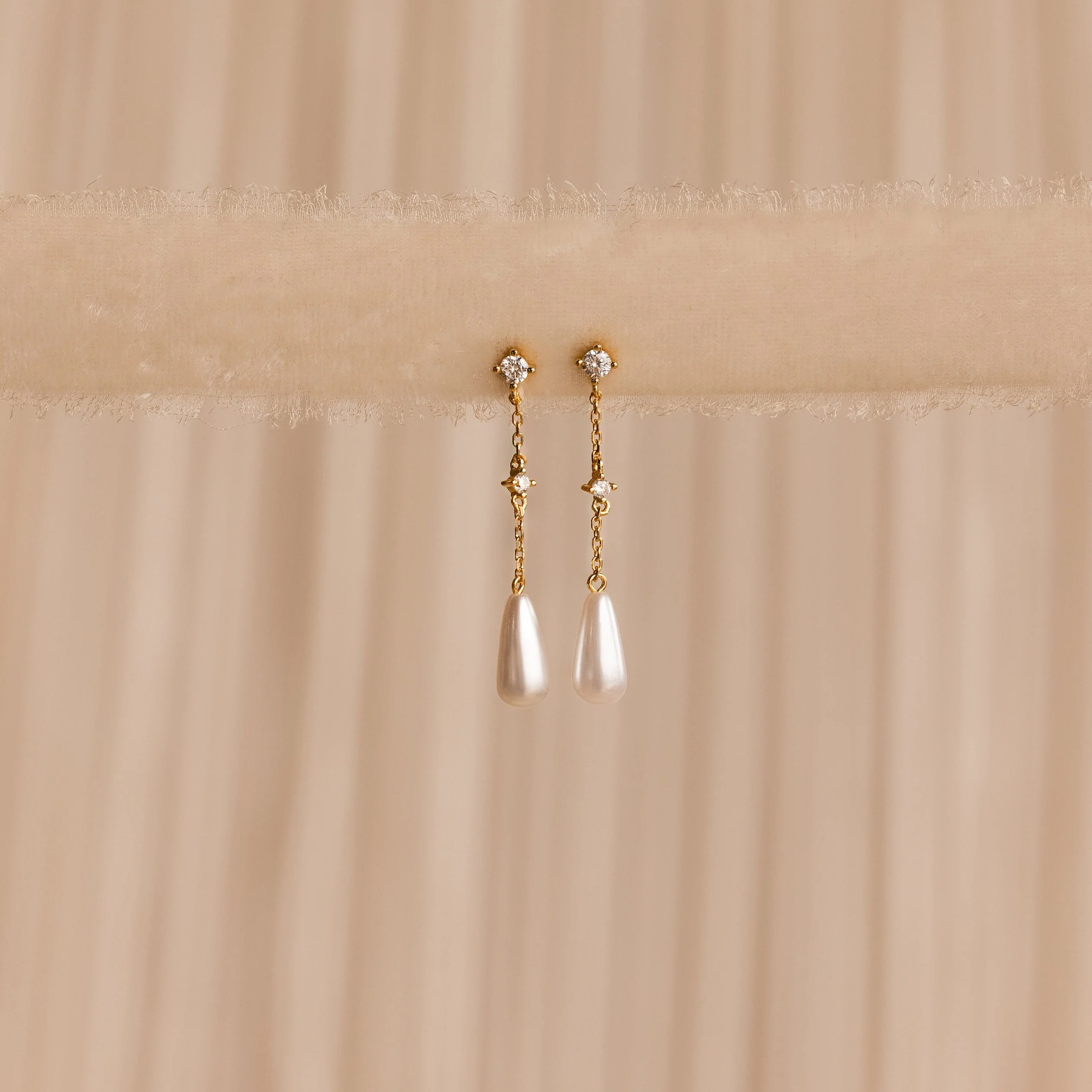 Diamond Pearl Chain Earrings - Image 5