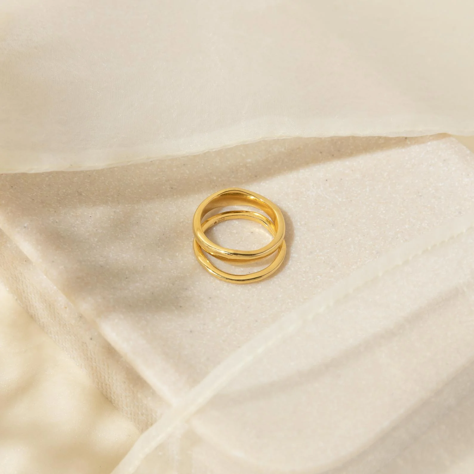 Duo Form Ring Set in 18K Gold - Image 3