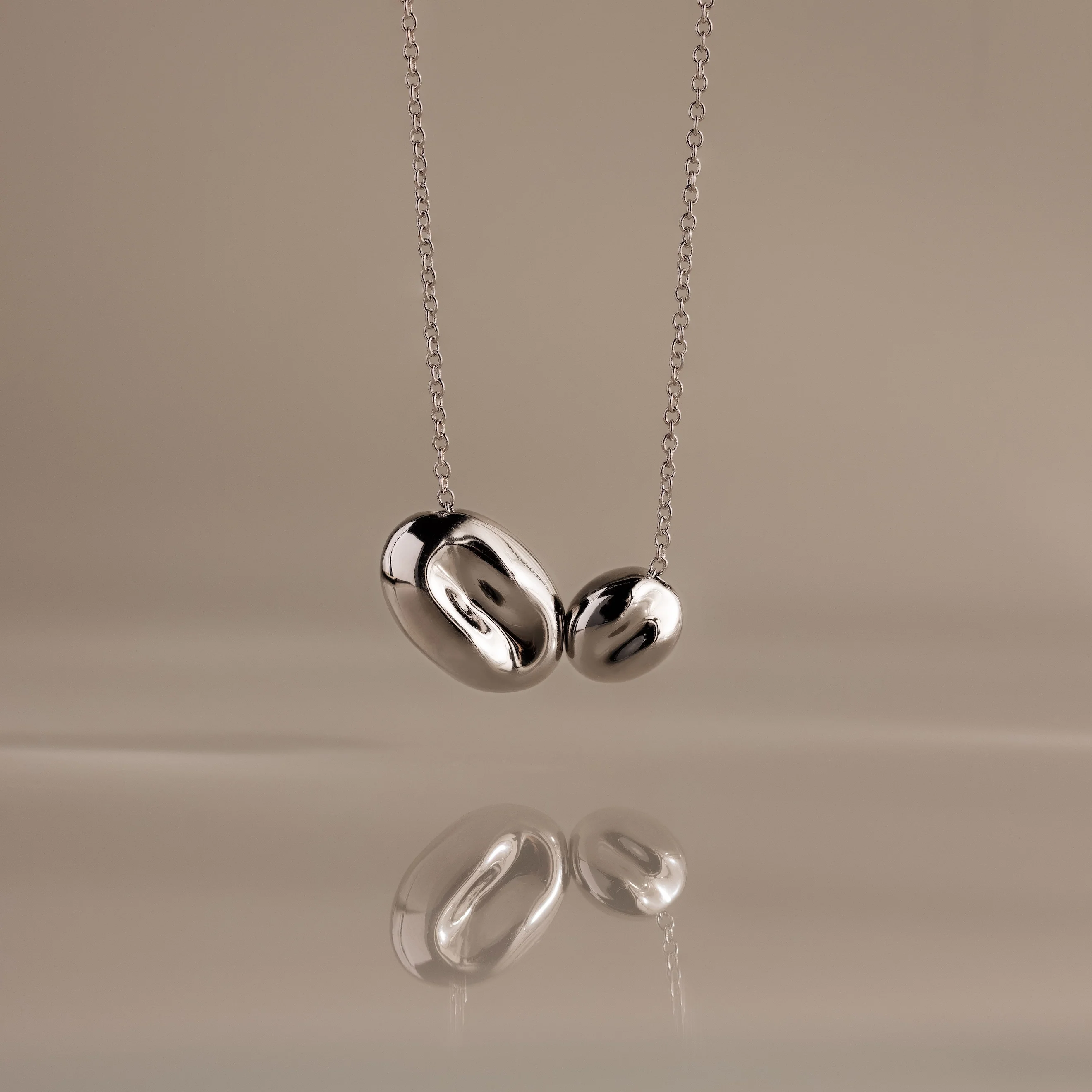 Duo Pebble Necklace in Silver