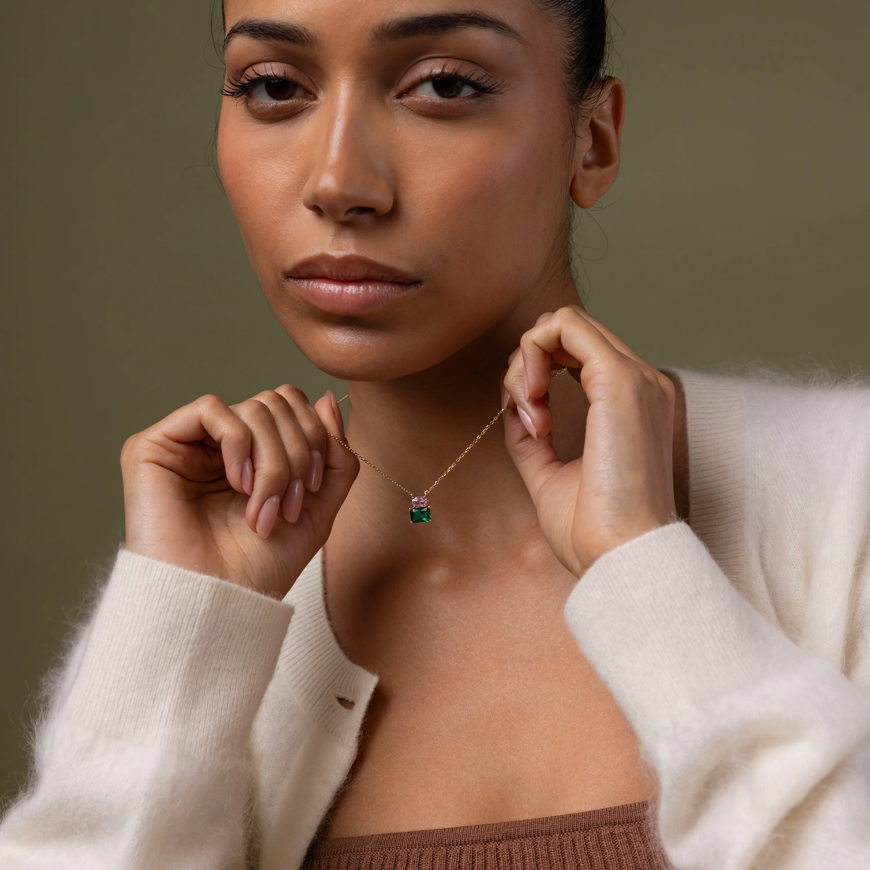 Emerald Bloom Necklace - Image 9