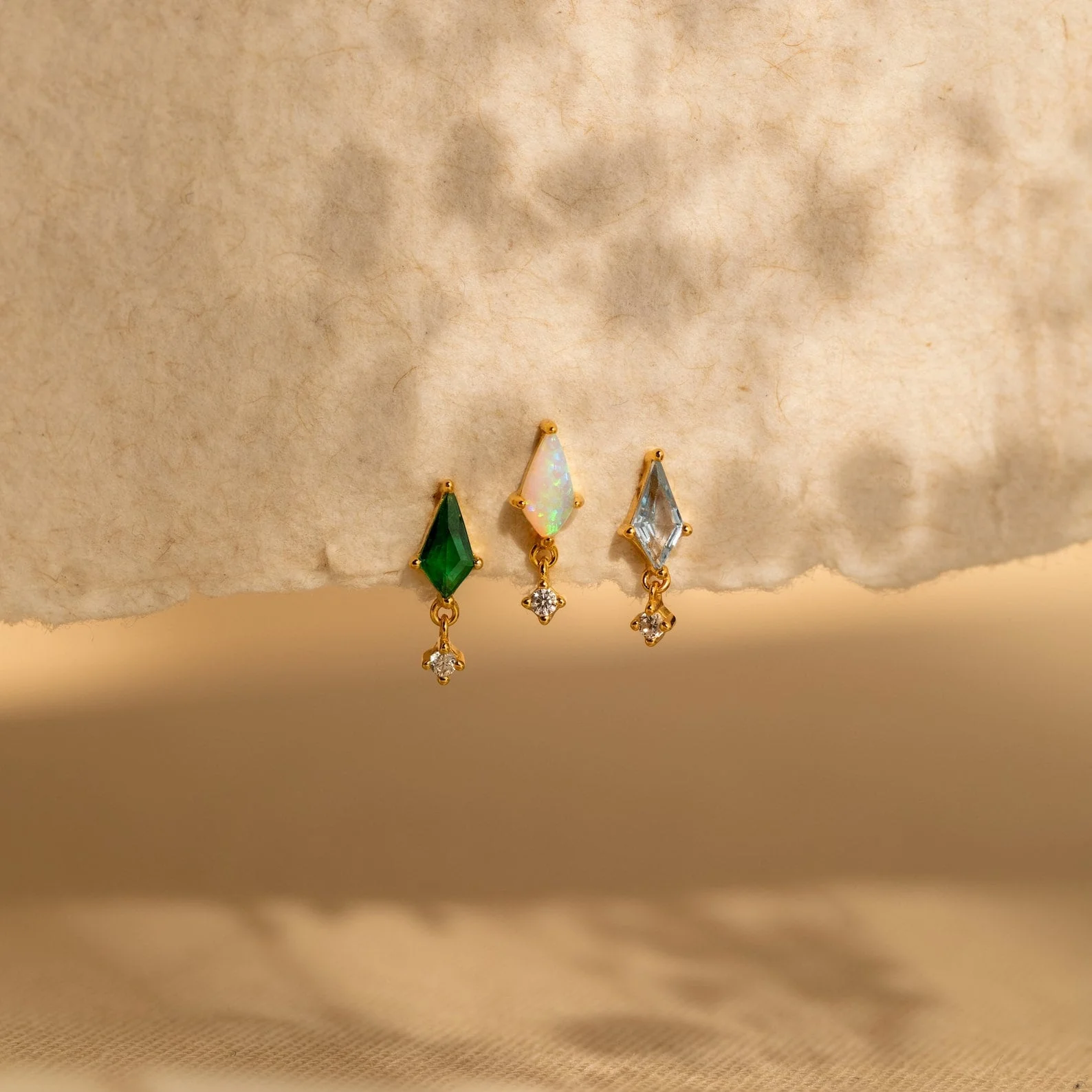 Emerald Kite Drop Earrings - Image 3