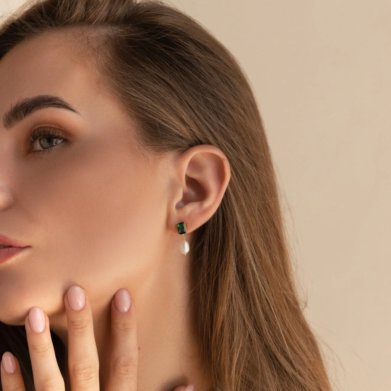 Emerald Pearl Drop Earrings - Image 8