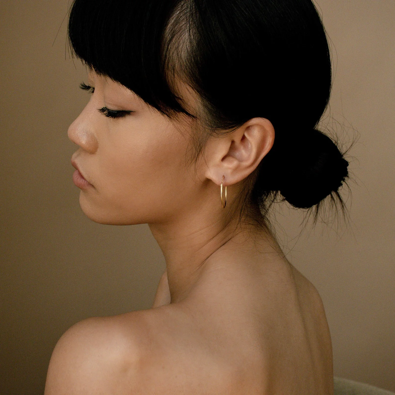 Medium Thin Hoops - Image 8