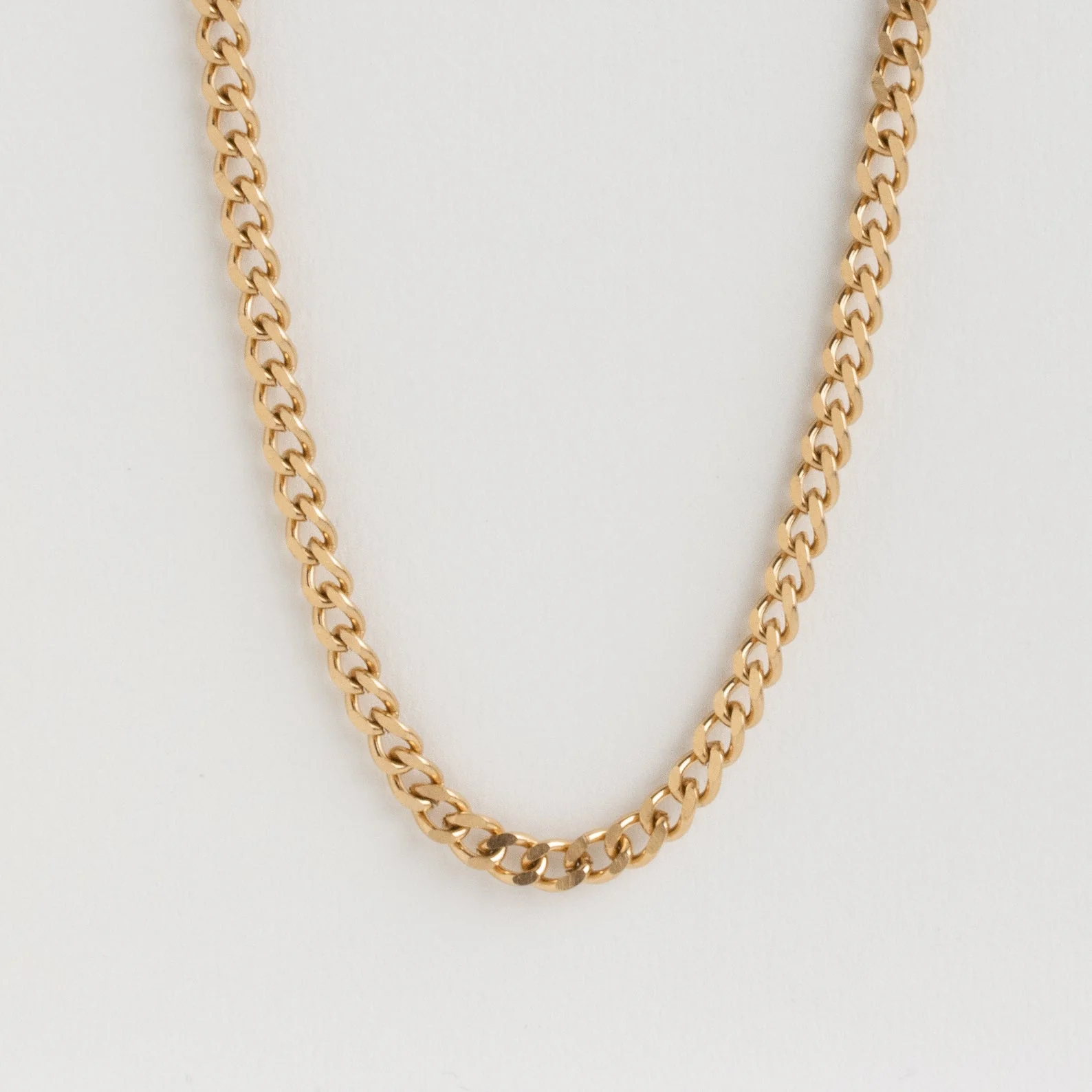Blake Thick Curb Necklace - Image 7
