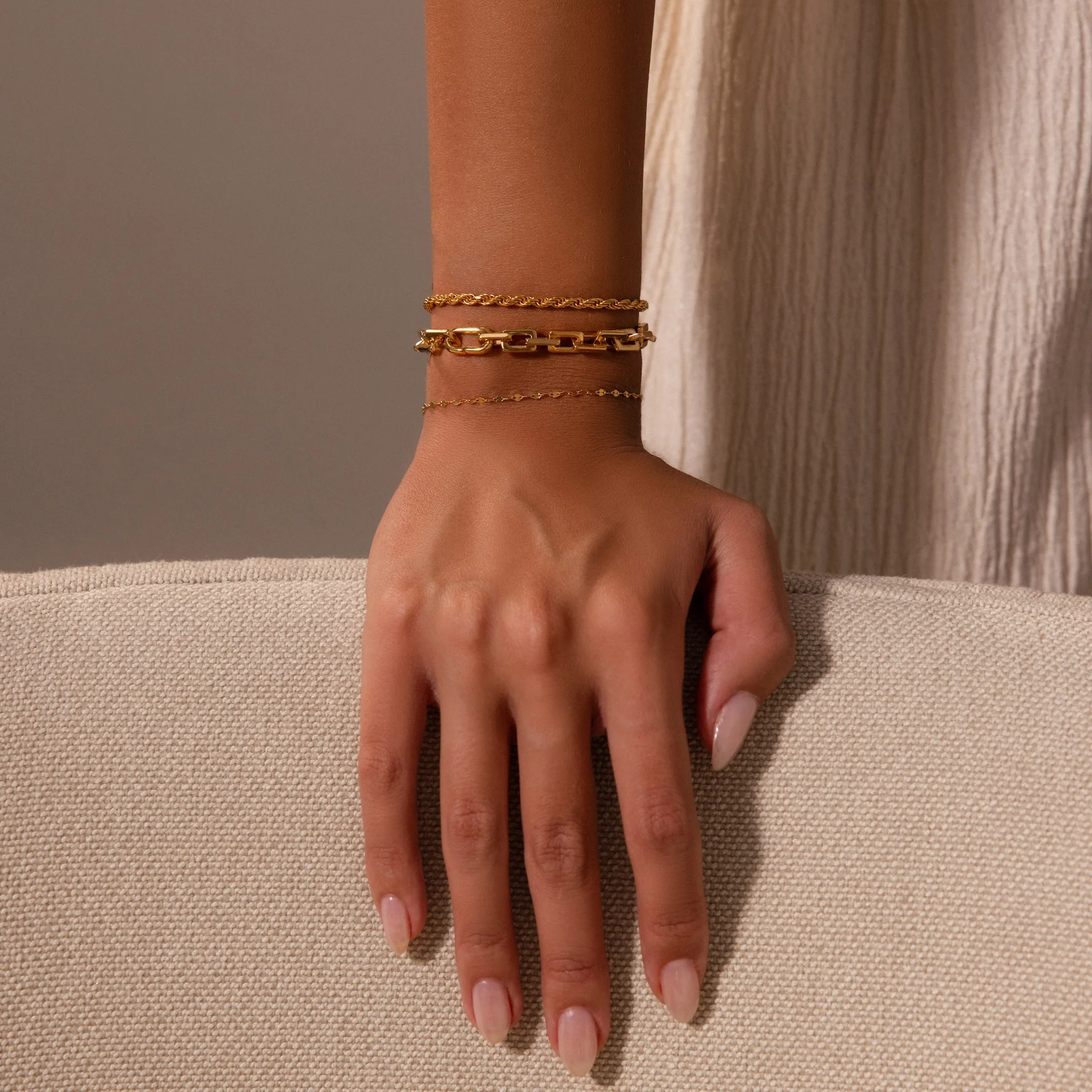 Eternal Link Bracelet in 18K Gold - Image 6
