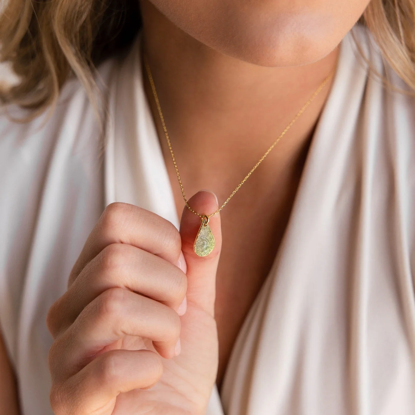 Tear Drop Fingerprint Necklace - Image 8