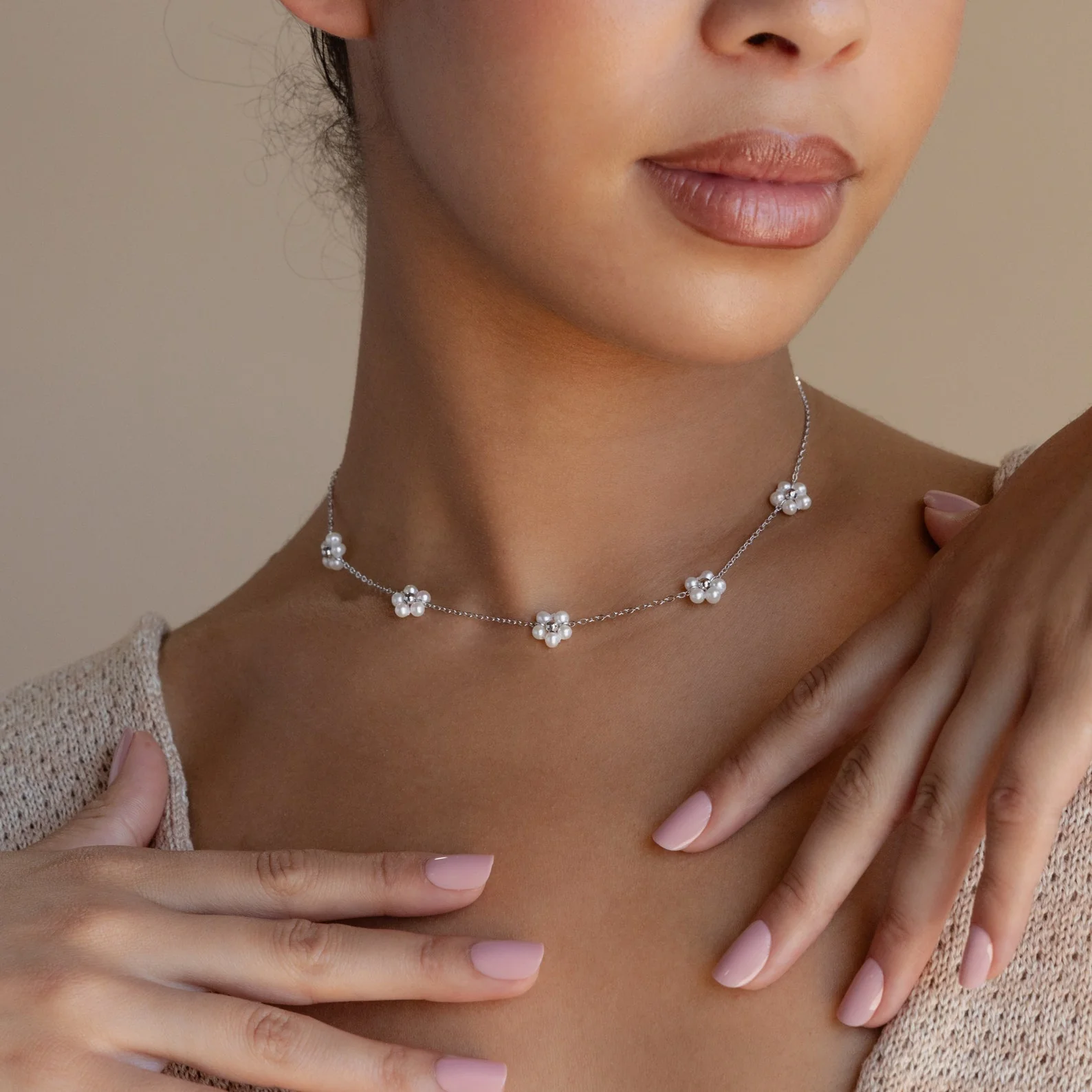 Flower Pearl Station Necklace in Silver - Image 4