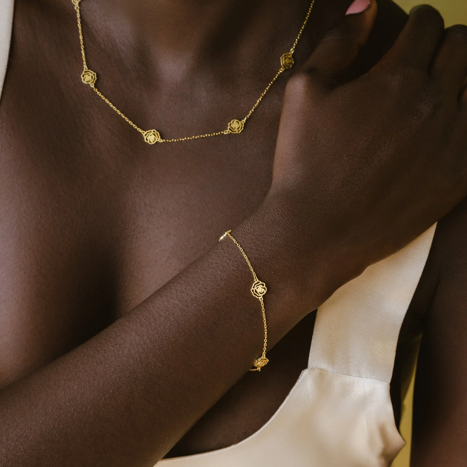 Flower Station Necklace - Image 8
