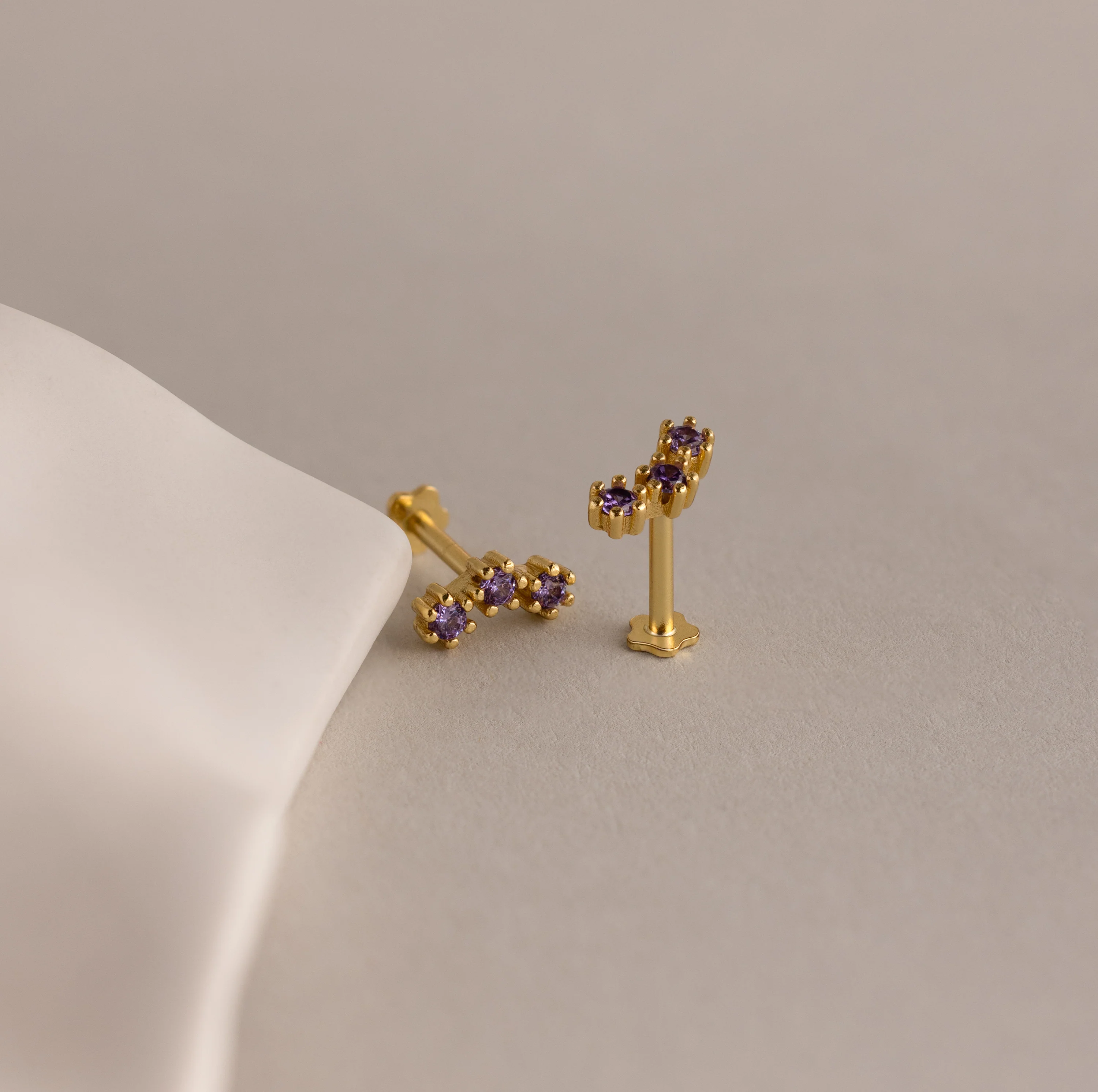 Topaz Cluster Flatback Studs - Image 3