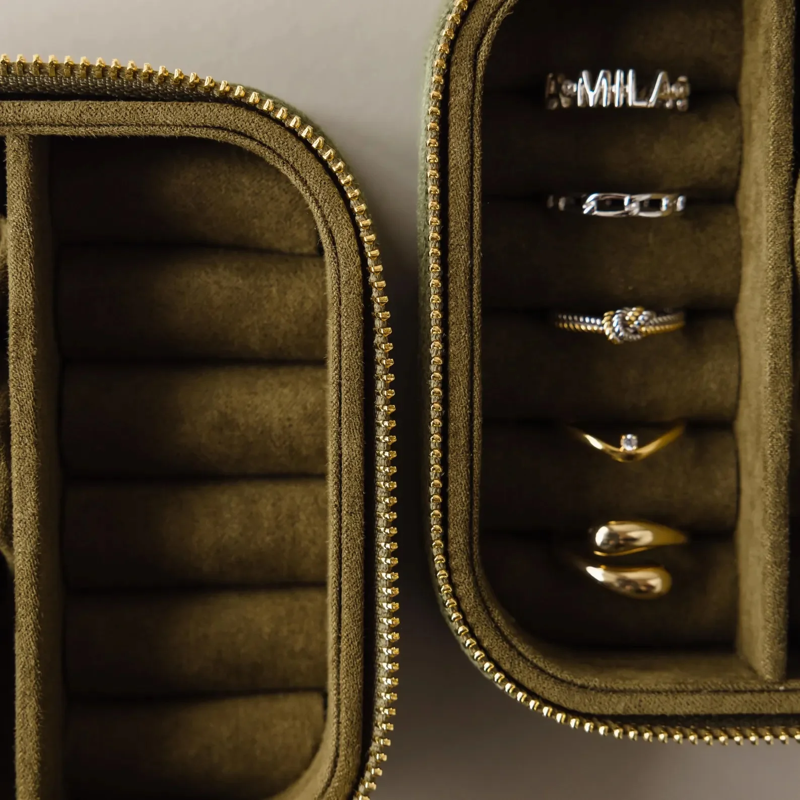 Green Velvet Jewelry Box - Image 8
